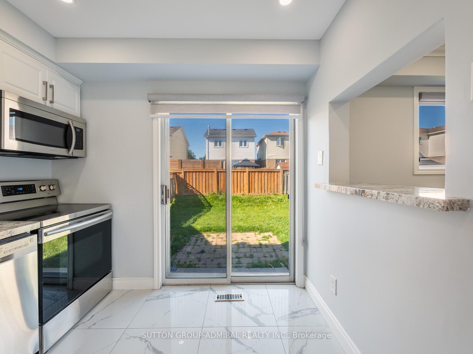 Photo 9 of 93 McMann Crescent, Clarington, Courtice — HOMEH