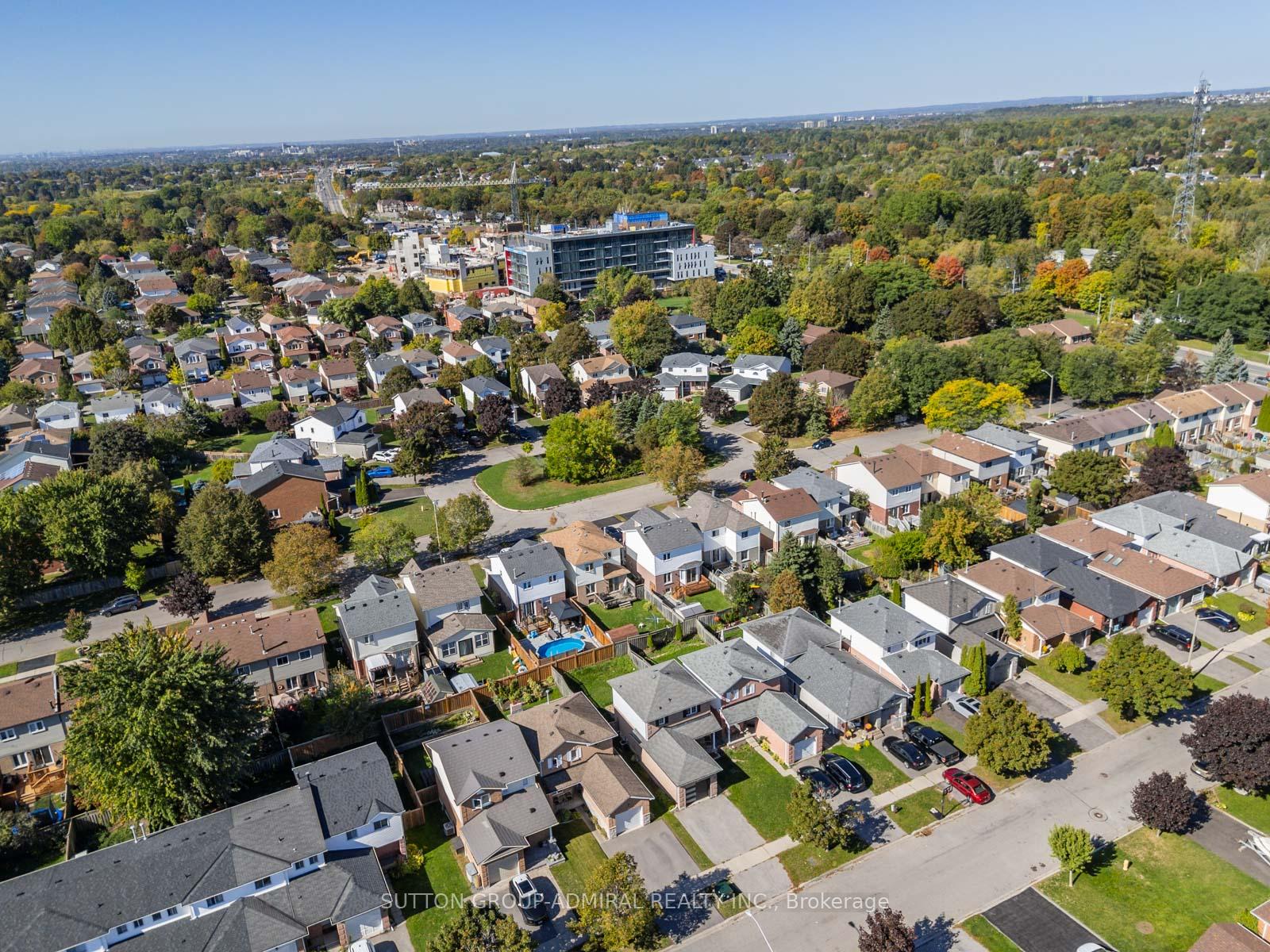 Photo 27 of 93 McMann Crescent, Clarington, Courtice — HOMEH