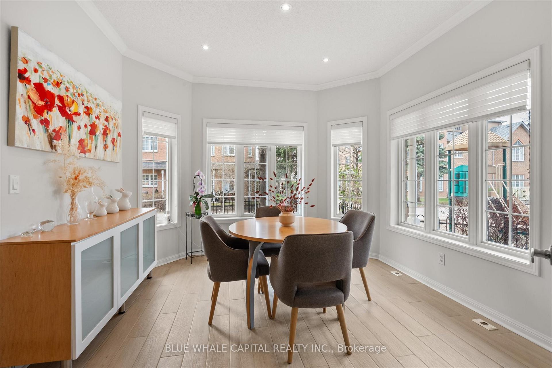 Photo 13 of Unit 01, 23 St.Moritz Way, Markham, Unionville — HOMEH