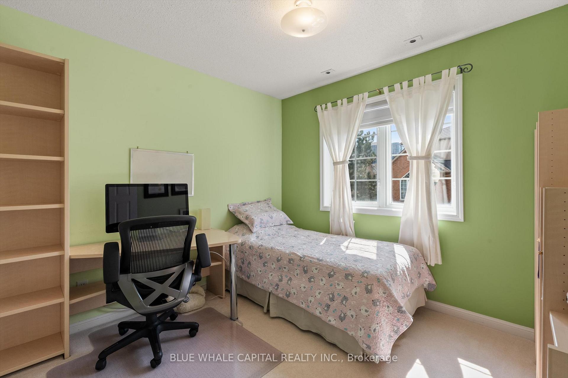 Photo 28 of Unit 01, 23 St.Moritz Way, Markham, Unionville — HOMEH