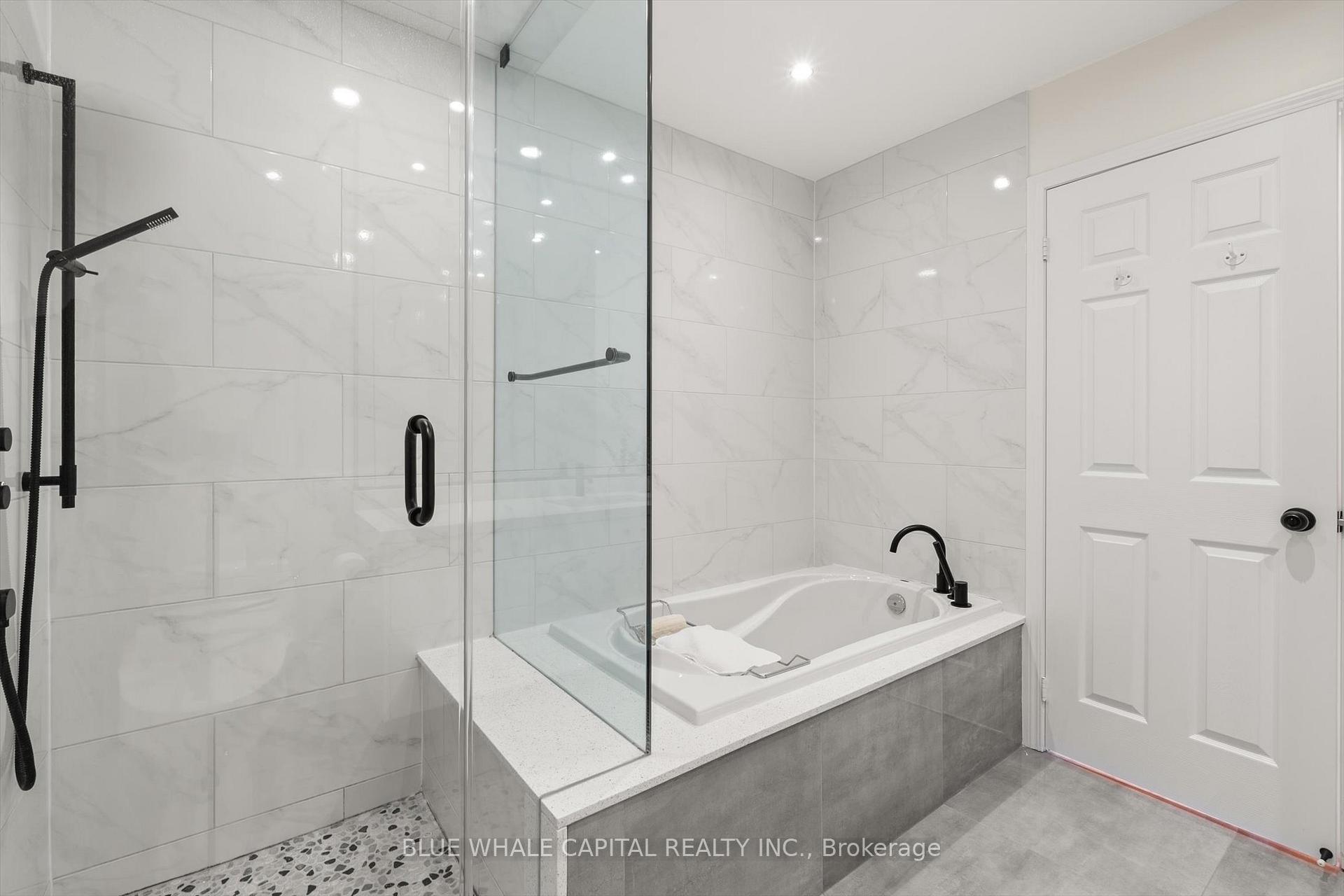 Photo 35 of Unit 01, 23 St.Moritz Way, Markham, Unionville — HOMEH