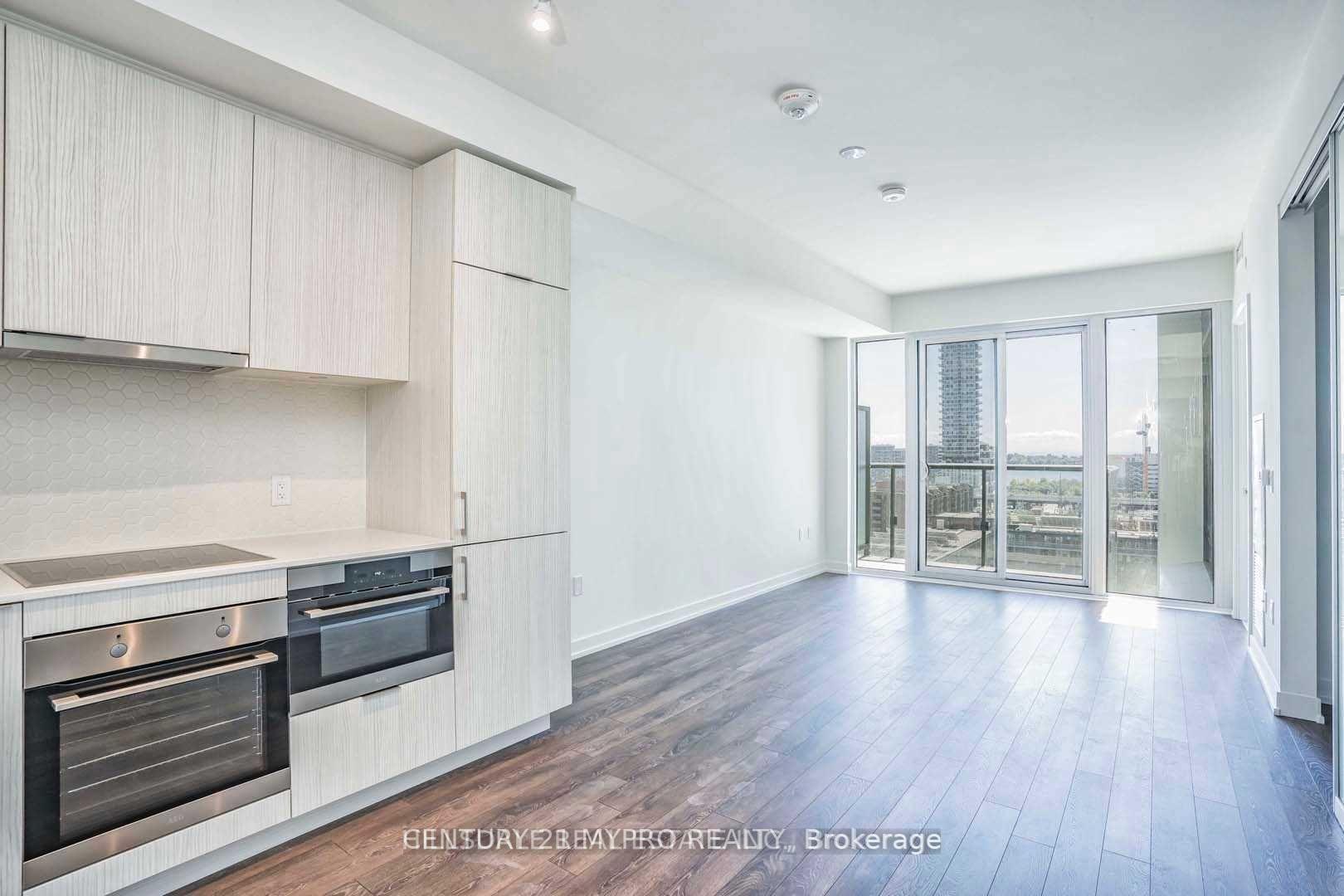 Photo 7 of Unit 1222, 158 Front Street E, Toronto, Moss Park — HOMEH