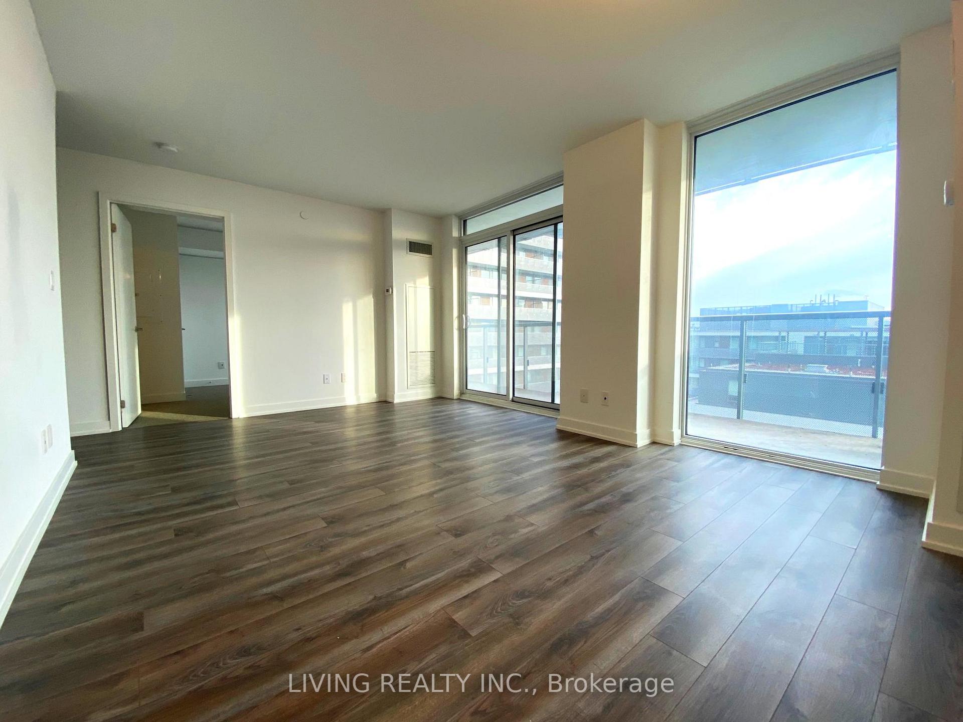 Photo 3 of Unit 904, 120 Varna Drive, Toronto, Englemount-Lawrence — HOMEH