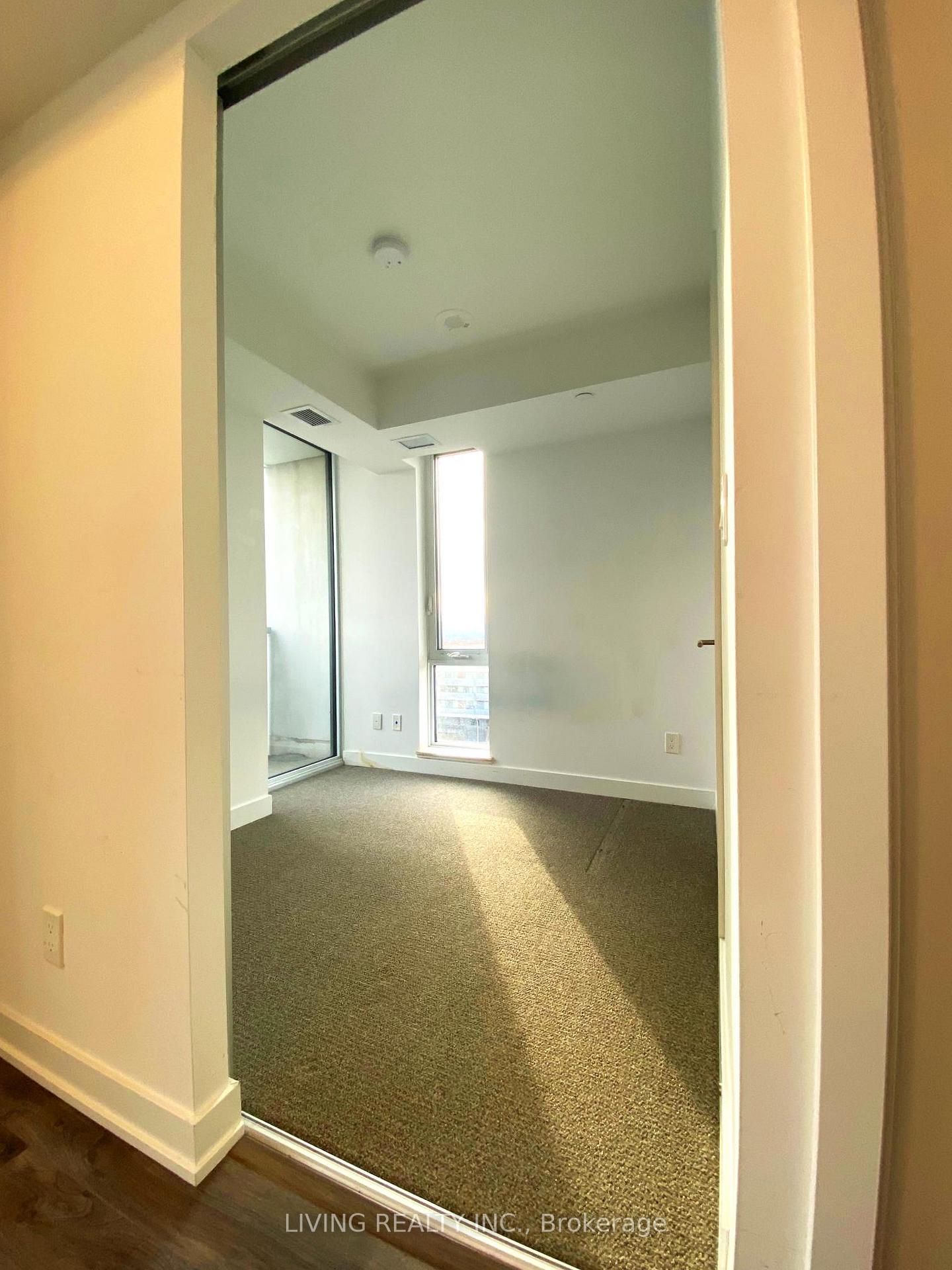 Photo 5 of Unit 904, 120 Varna Drive, Toronto, Englemount-Lawrence — HOMEH
