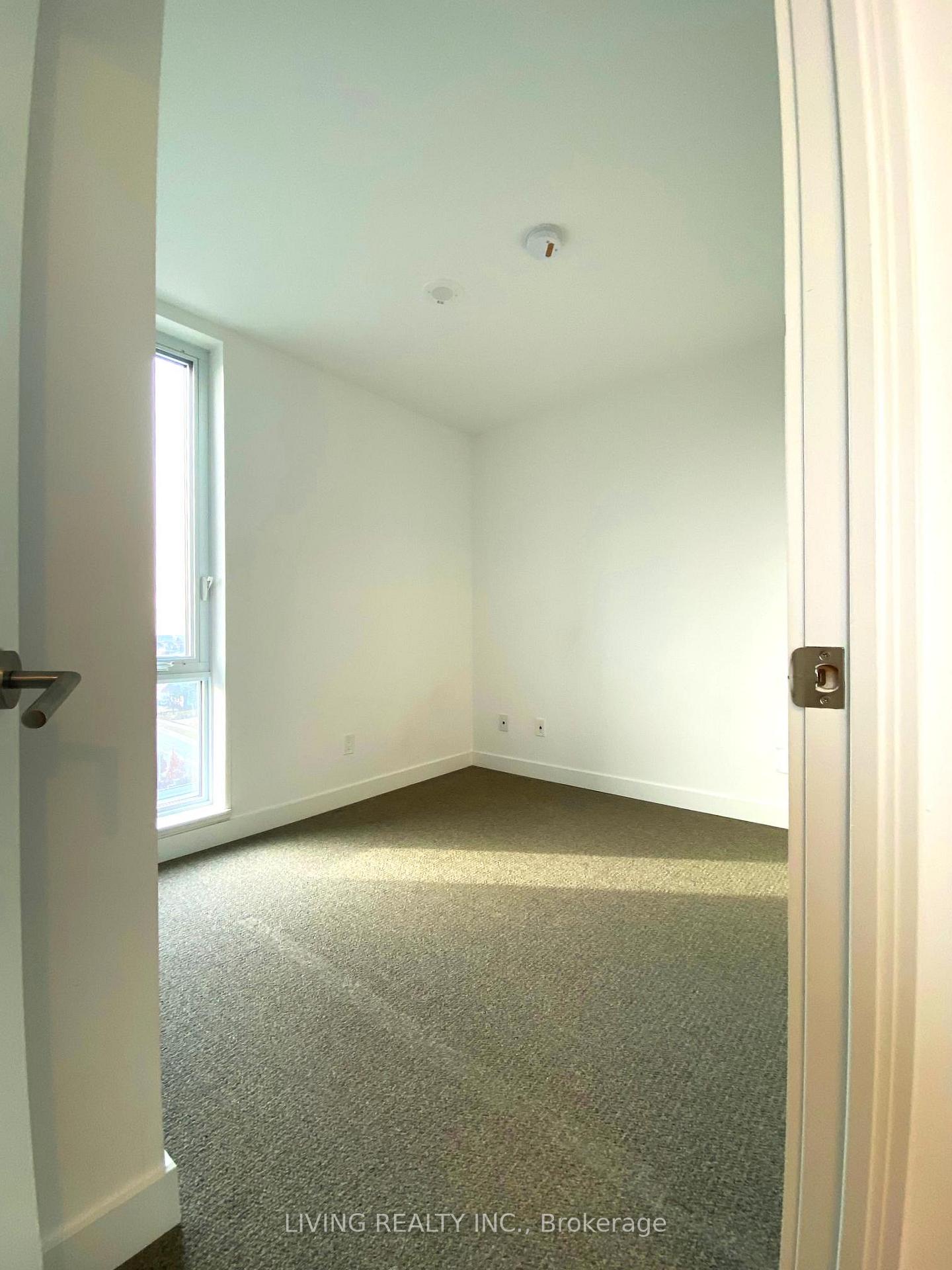 Photo 6 of Unit 904, 120 Varna Drive, Toronto, Englemount-Lawrence — HOMEH