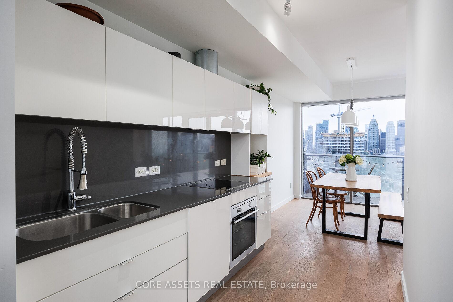 Photo 7 of Unit 2708, 70 Distillery Lane, Toronto, Waterfront Communities — HOMEH
