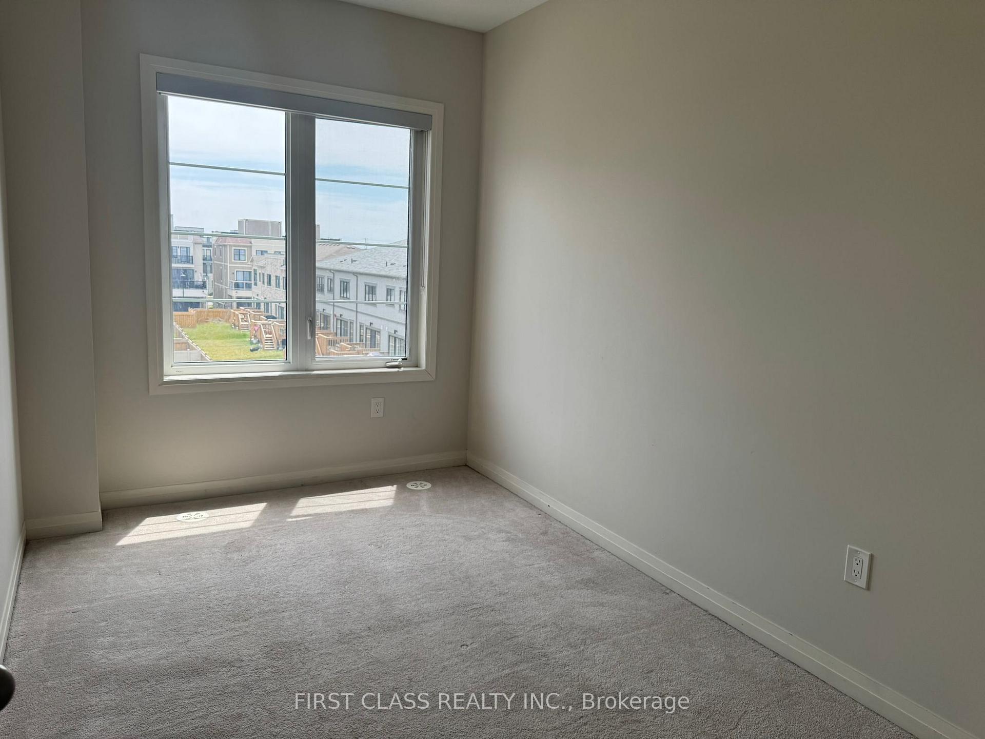 Photo 12 of 11 Prince William Boulevard, Clarington, Bowmanville — HOMEH
