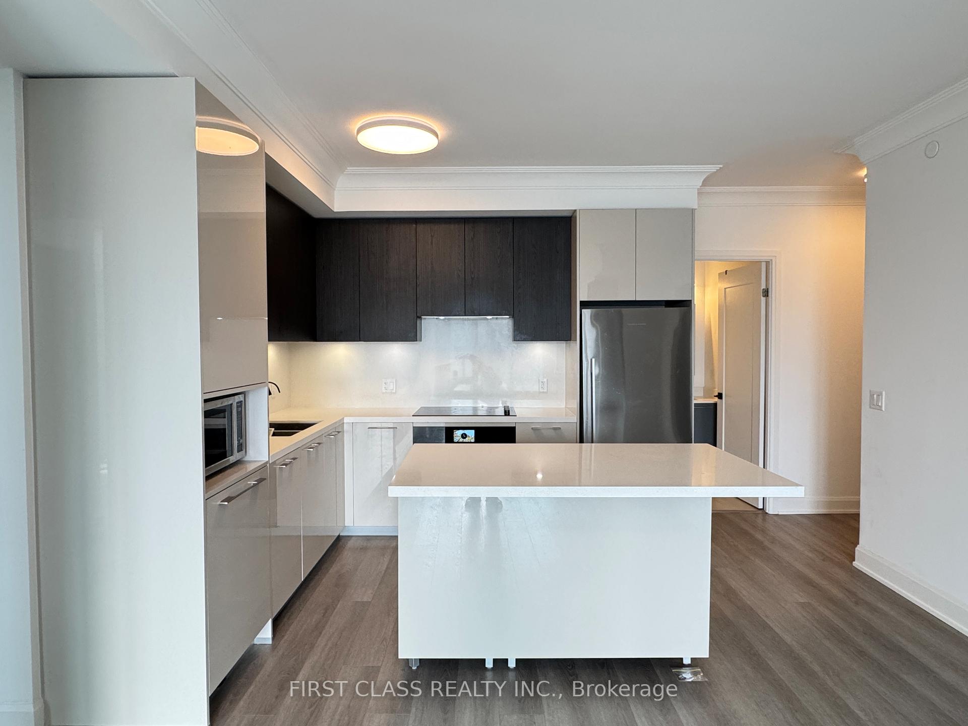 Photo 10 of Unit 707, 8 Water Walk Drive, Markham, Unionville — HOMEH