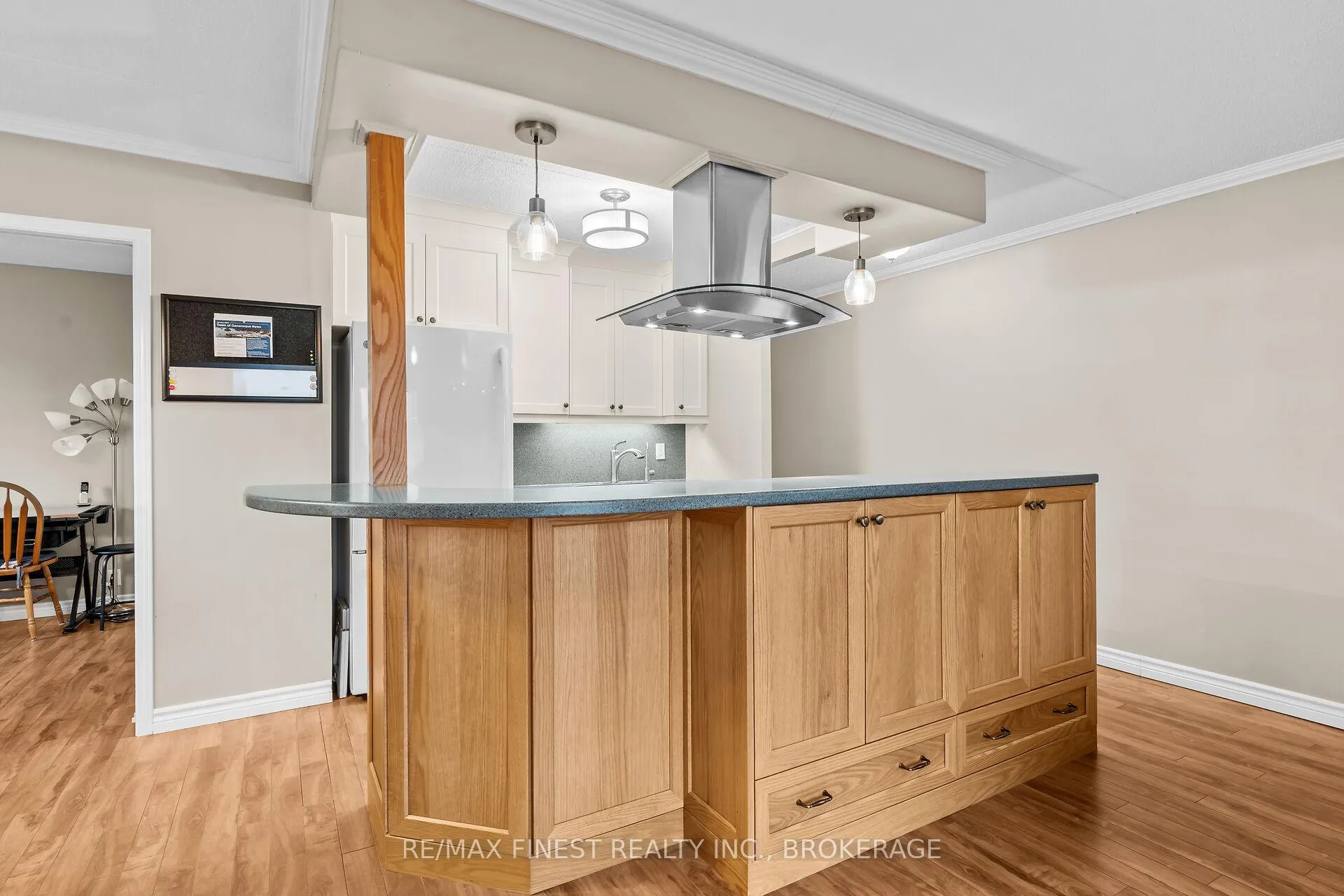 Photo 17 of Unit 601, 610 William Street, Gananoque — HOMEH