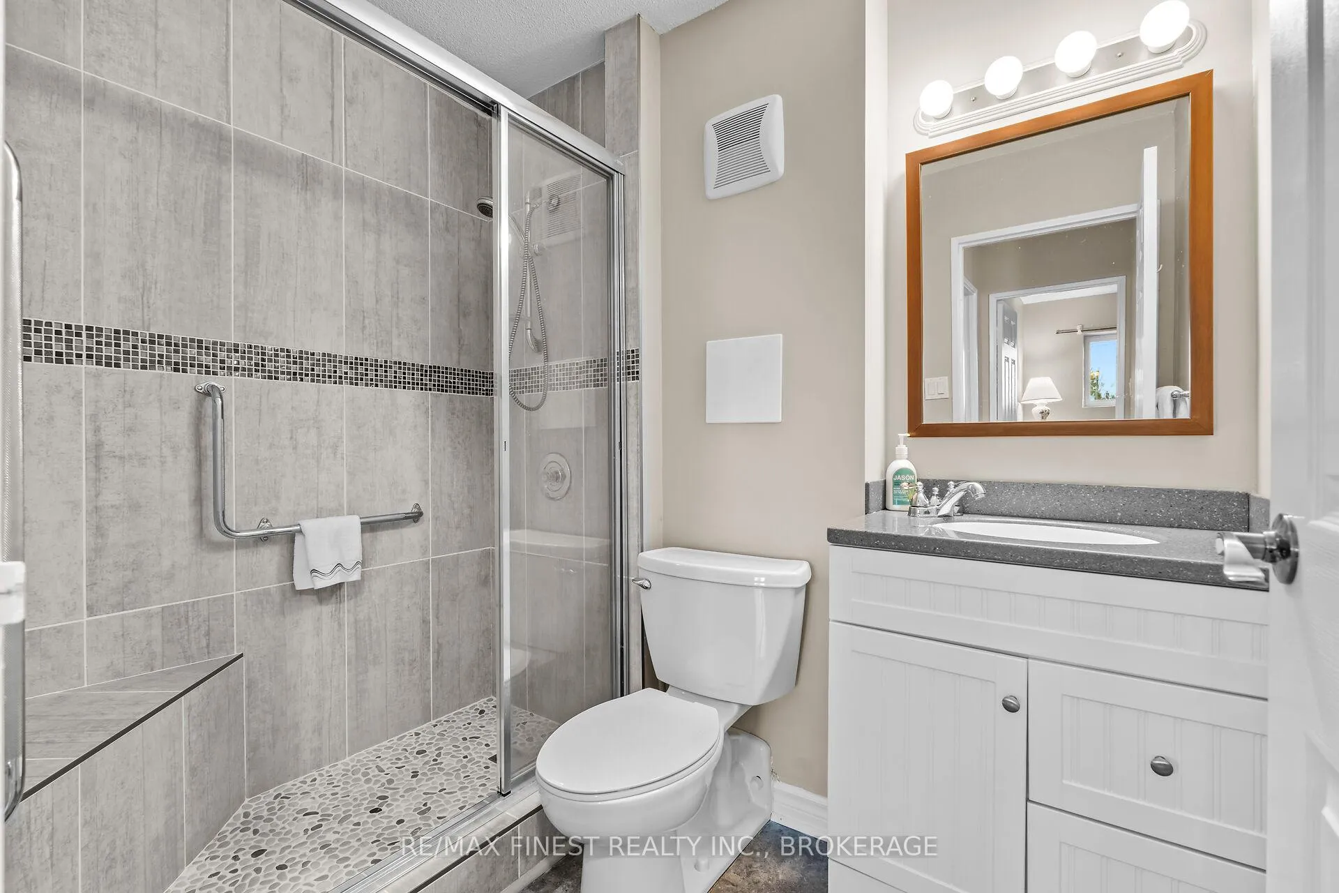 Photo 30 of Unit 601, 610 William Street, Gananoque — HOMEH