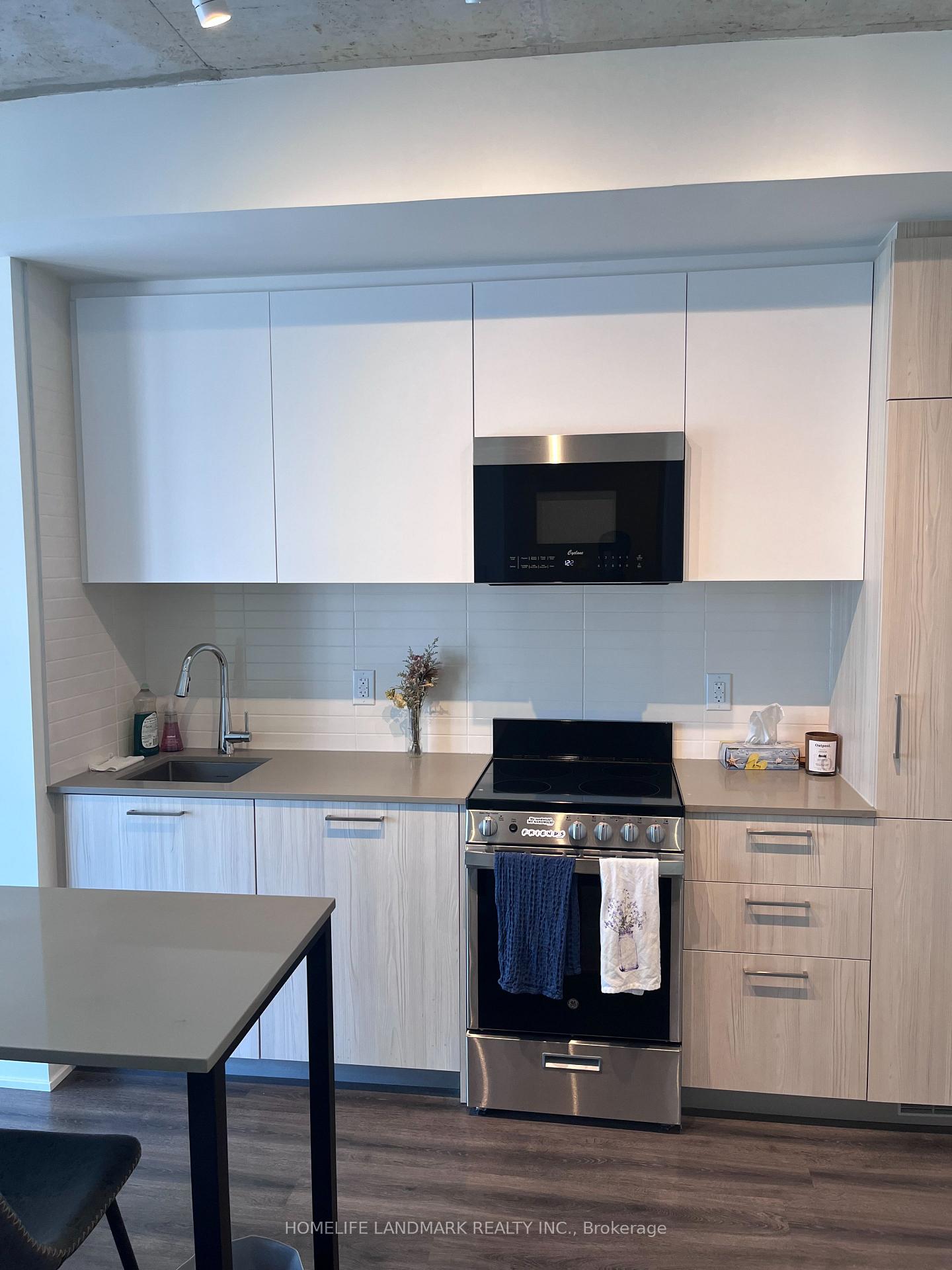 Photo 2 of Unit 2307, 65 Mutual Street, Toronto, Church-Yonge Corridor — HOMEH