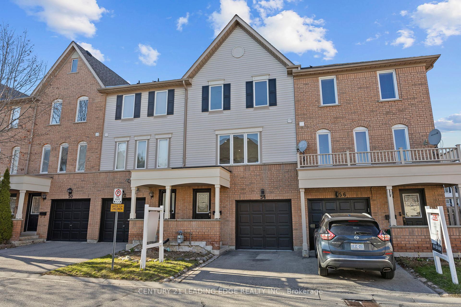 Photo 2 of 54 Spraggins Lane, Ajax, Central — HOMEH