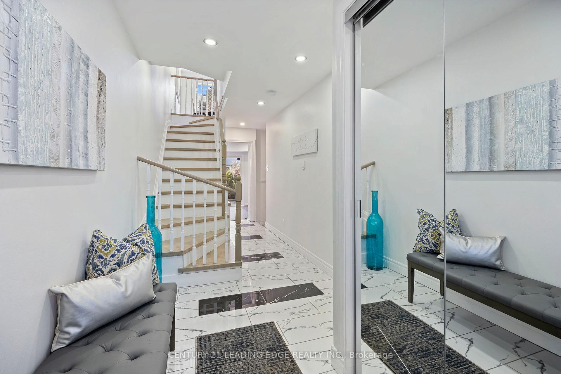 Photo 4 of 54 Spraggins Lane, Ajax, Central — HOMEH