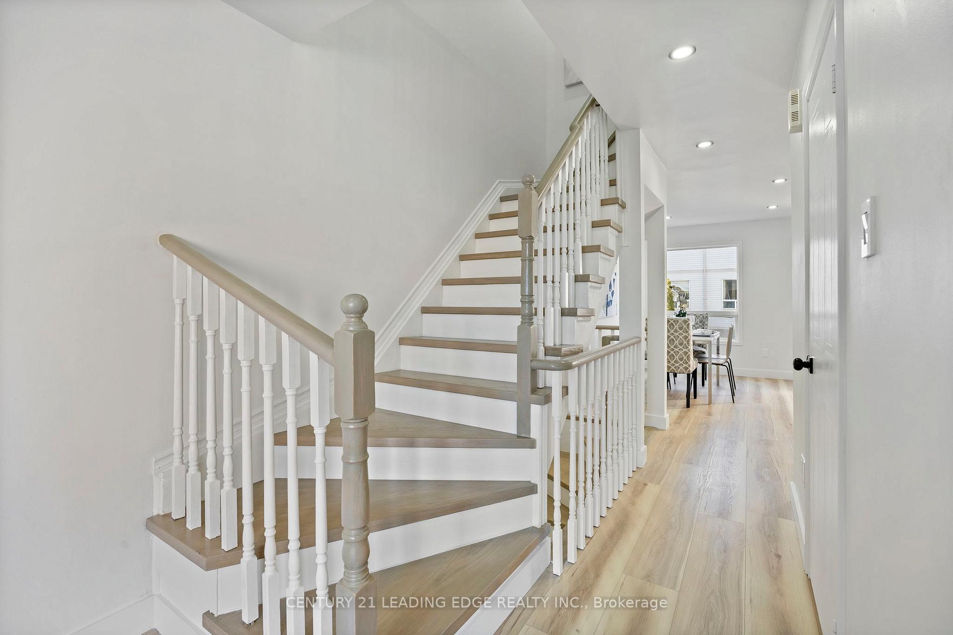Photo 13 of 54 Spraggins Lane, Ajax, Central — HOMEH