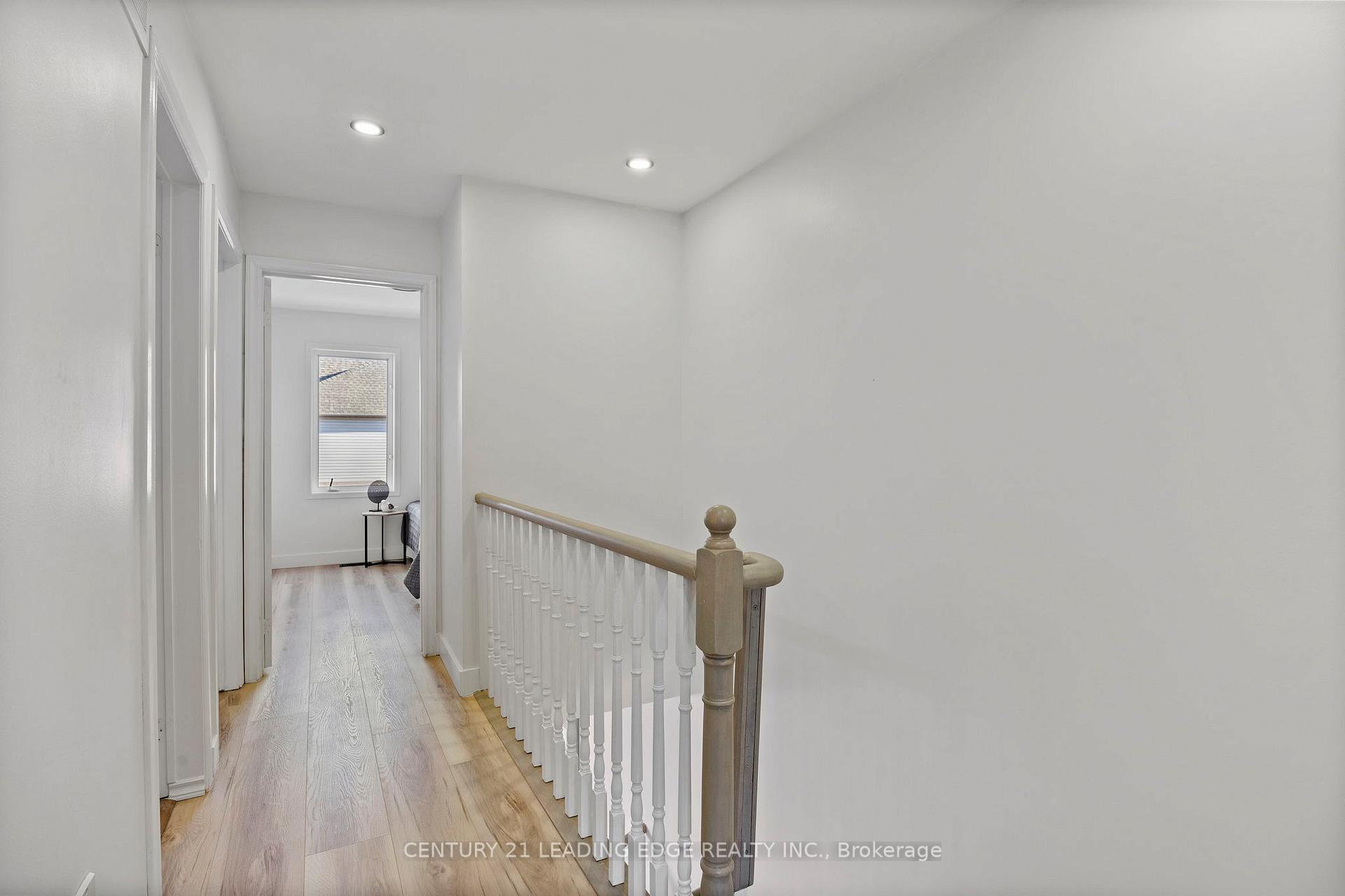 Photo 14 of 54 Spraggins Lane, Ajax, Central — HOMEH