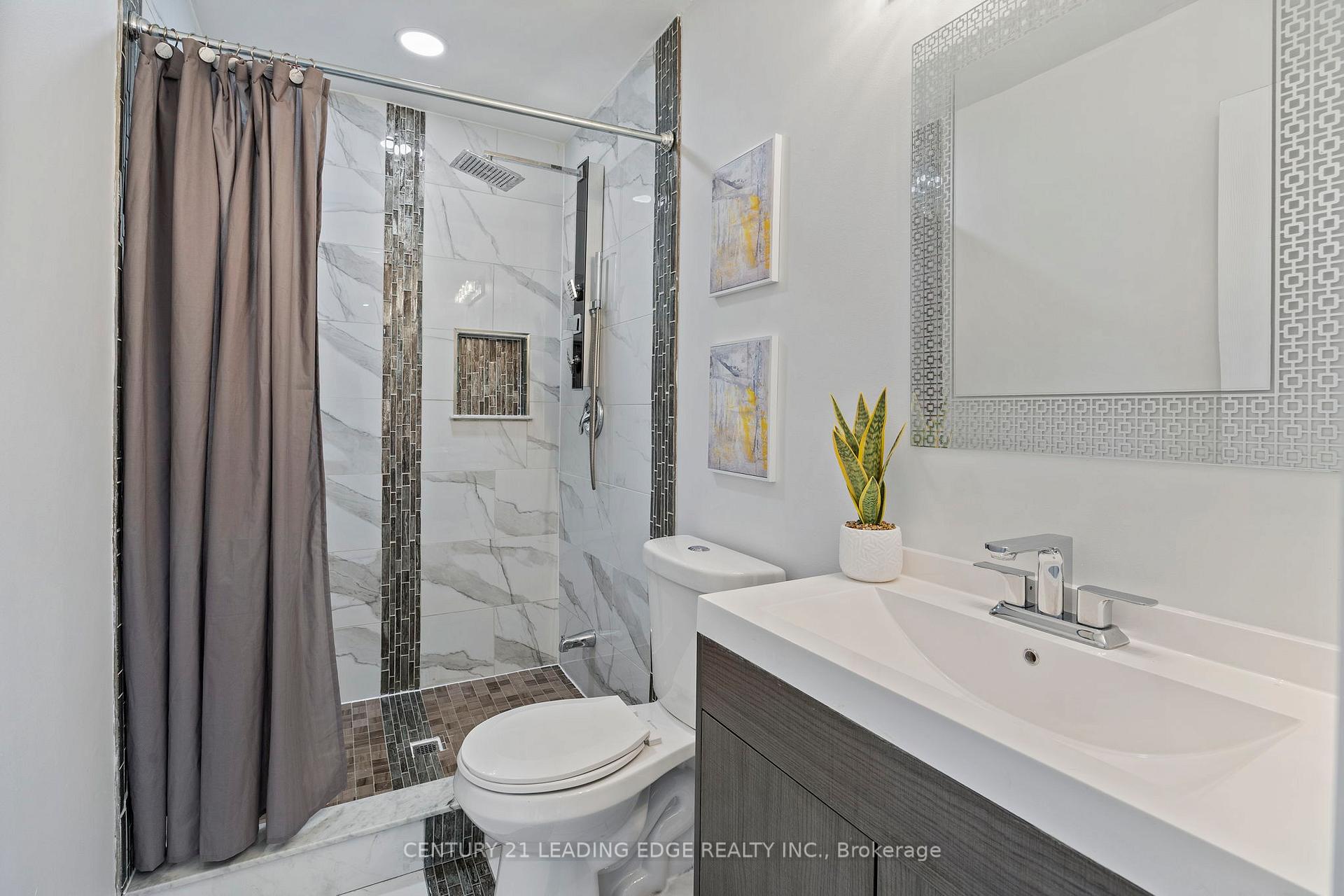 Photo 19 of 54 Spraggins Lane, Ajax, Central — HOMEH
