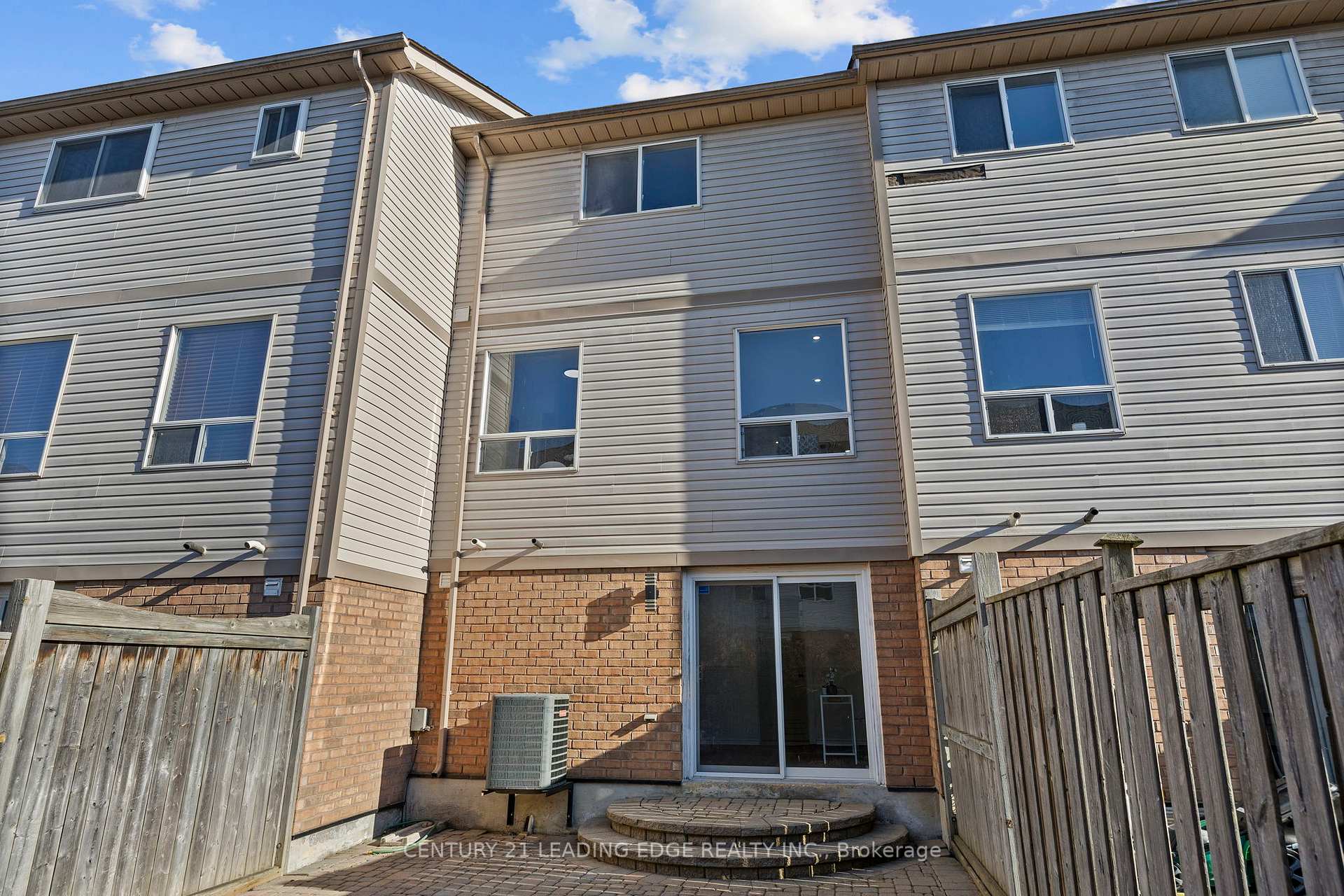 Photo 27 of 54 Spraggins Lane, Ajax, Central — HOMEH