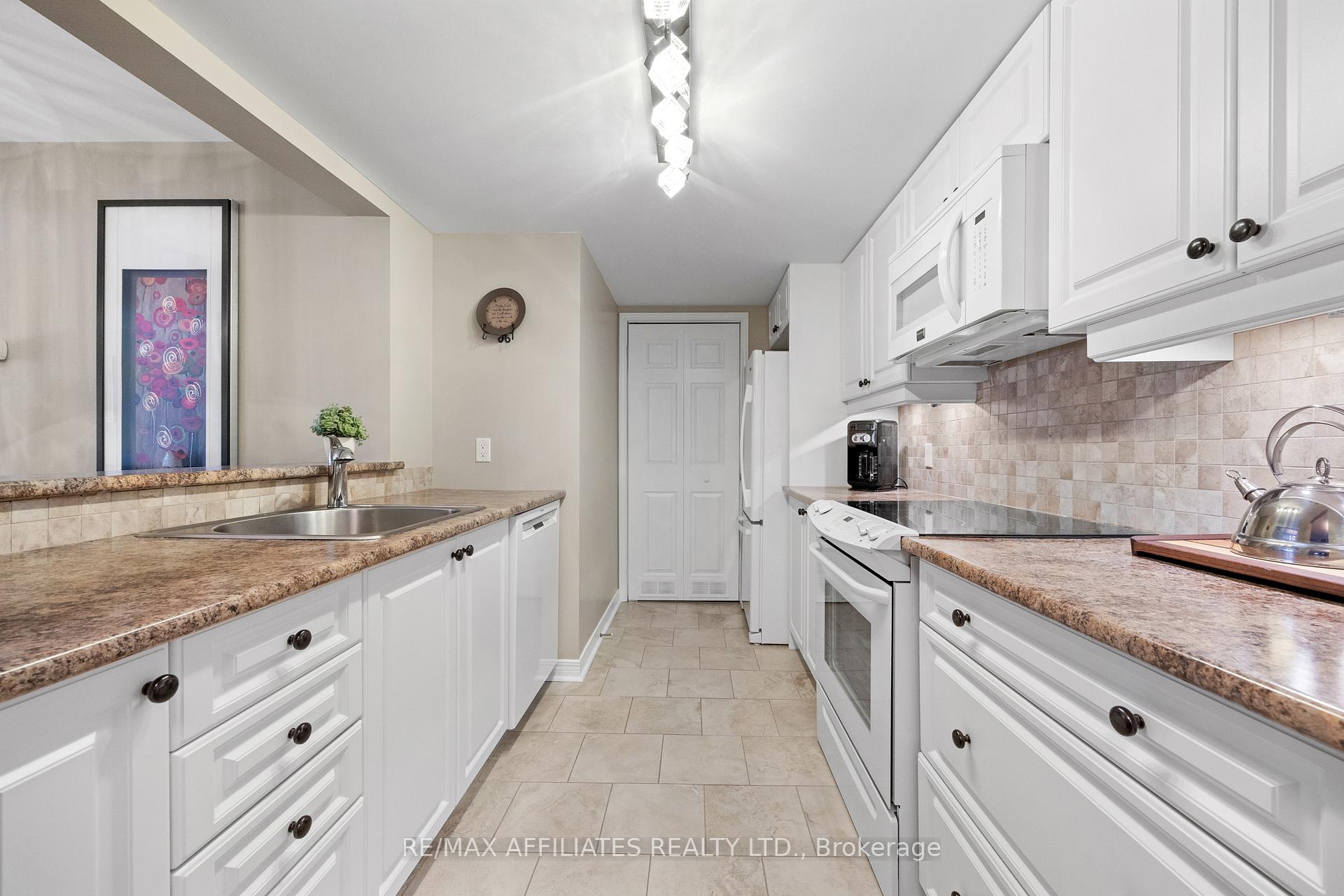 Photo 7 of Unit 208, 23 Rogers Road, Perth — HOMEH