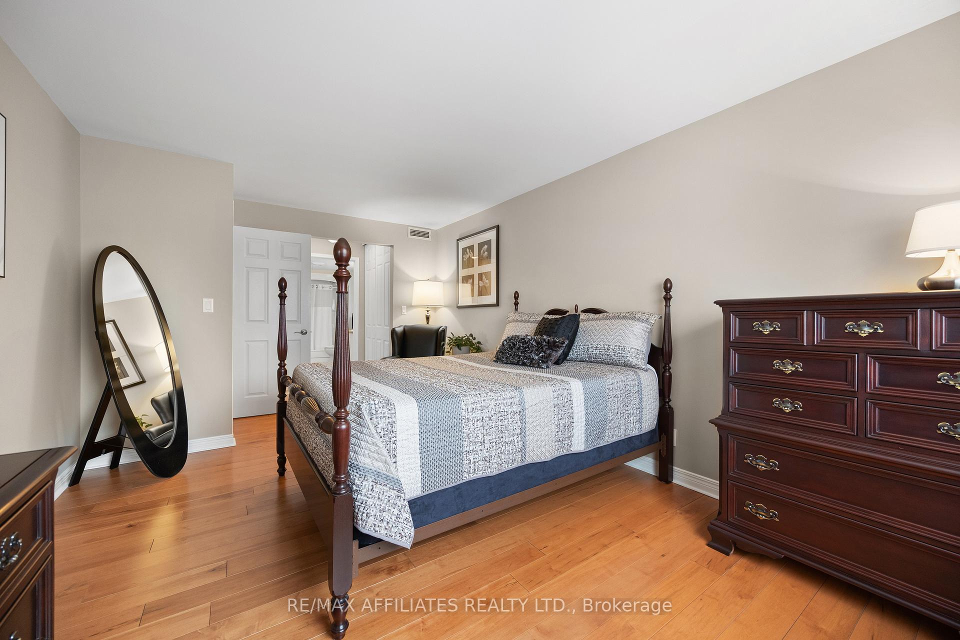 Photo 16 of Unit 208, 23 Rogers Road, Perth — HOMEH
