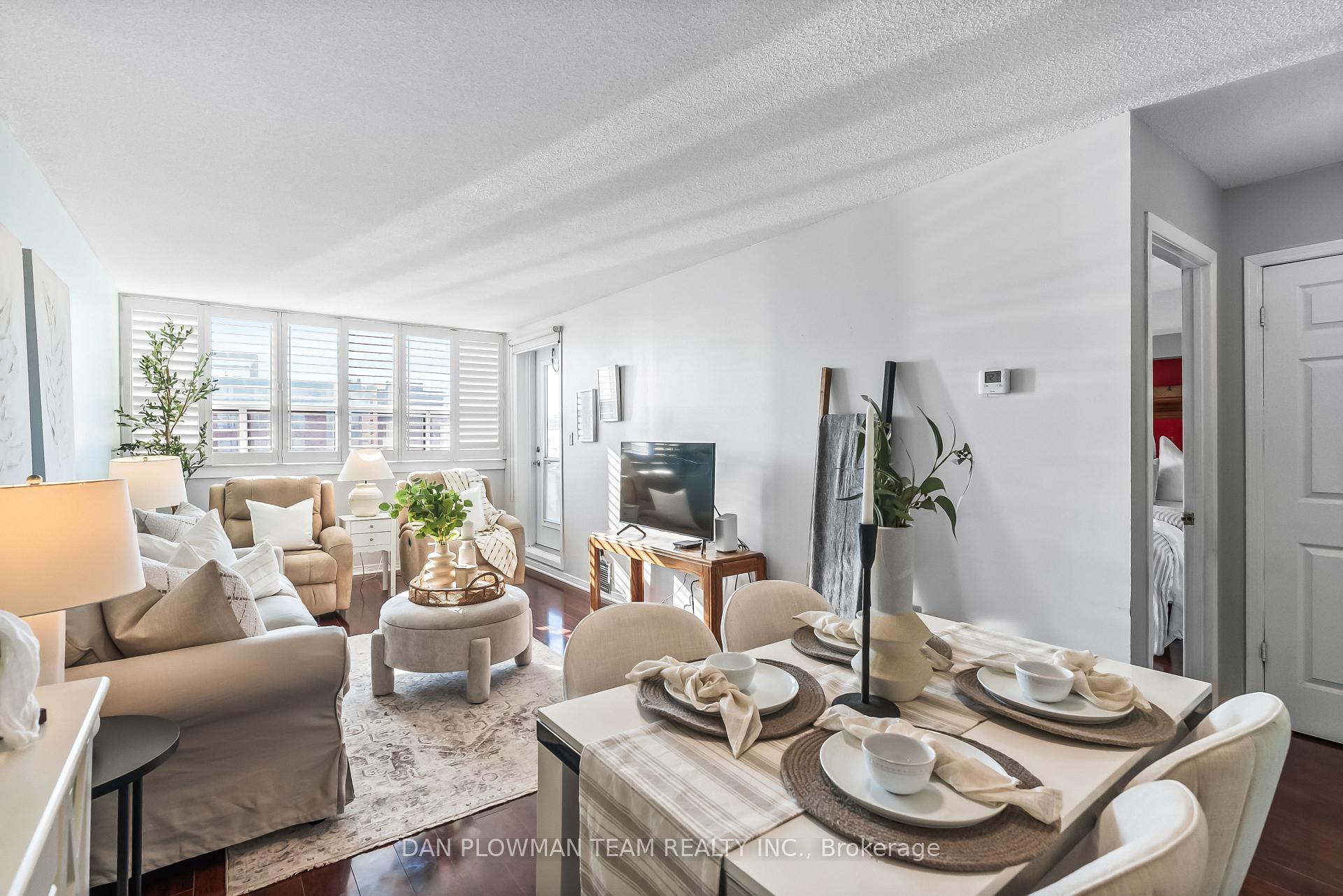 Photo 10 of Unit 508, 80 Athol Street E, Oshawa, Central — HOMEH