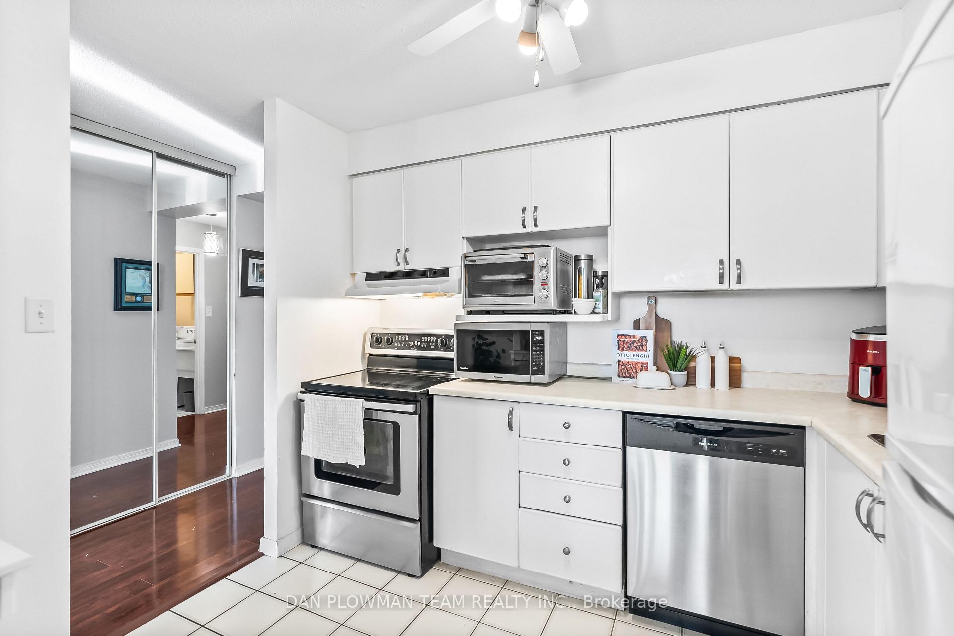 Photo 13 of Unit 508, 80 Athol Street E, Oshawa, Central — HOMEH