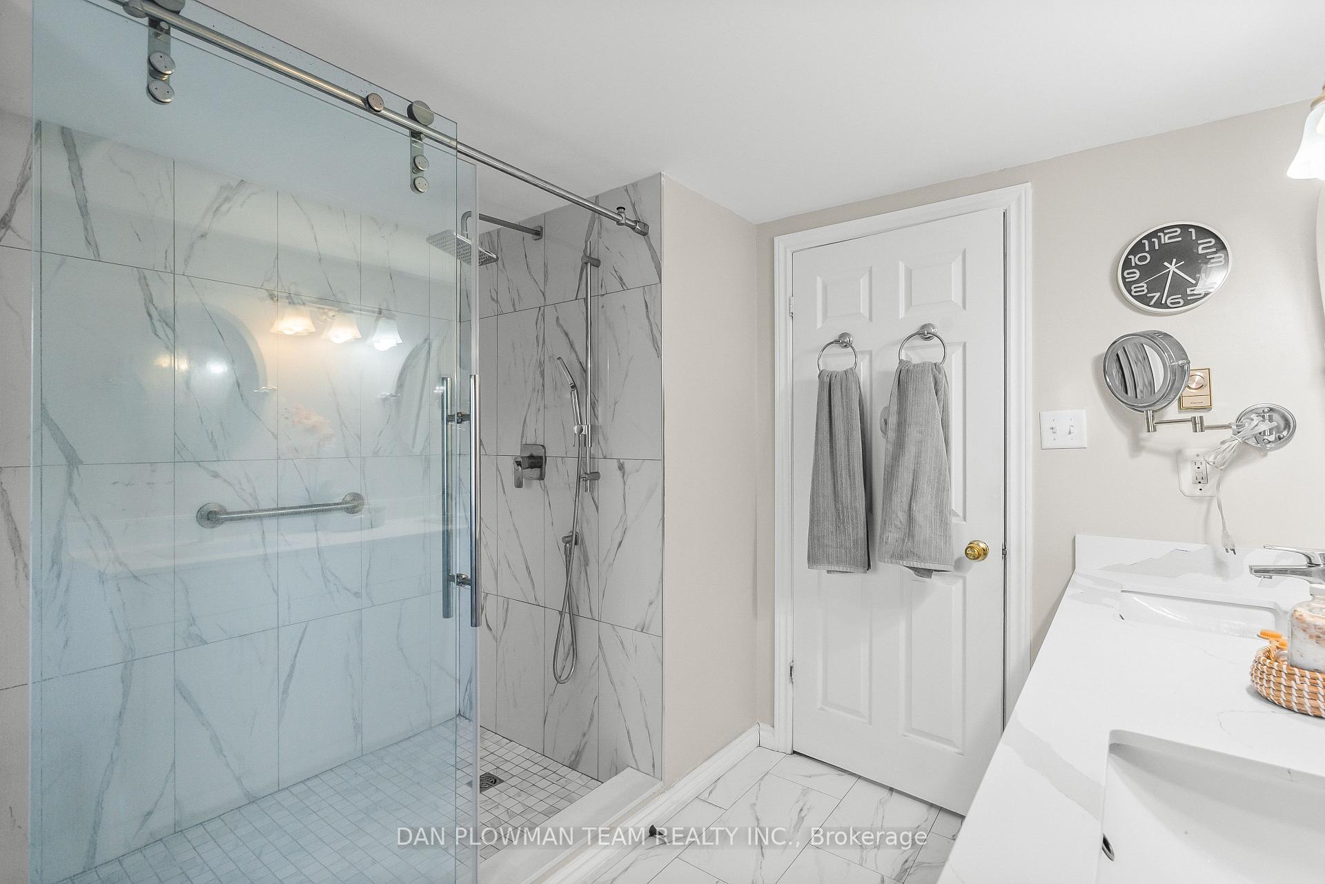 Photo 23 of Unit 508, 80 Athol Street E, Oshawa, Central — HOMEH