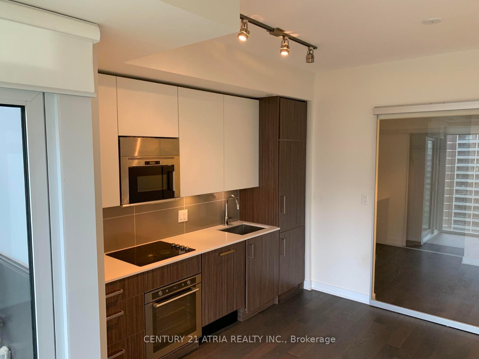 Photo 3 of Unit 1304, 17 Dundonald Street, Toronto, Church-Yonge Corridor — HOMEH