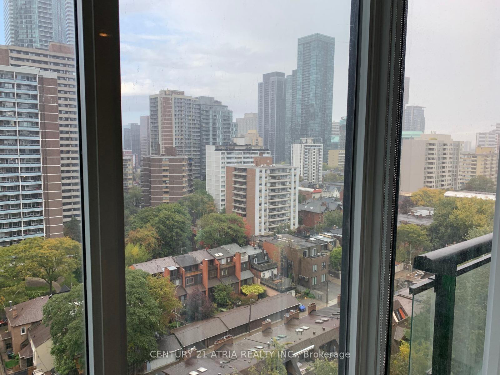 Photo 9 of Unit 1304, 17 Dundonald Street, Toronto, Church-Yonge Corridor — HOMEH