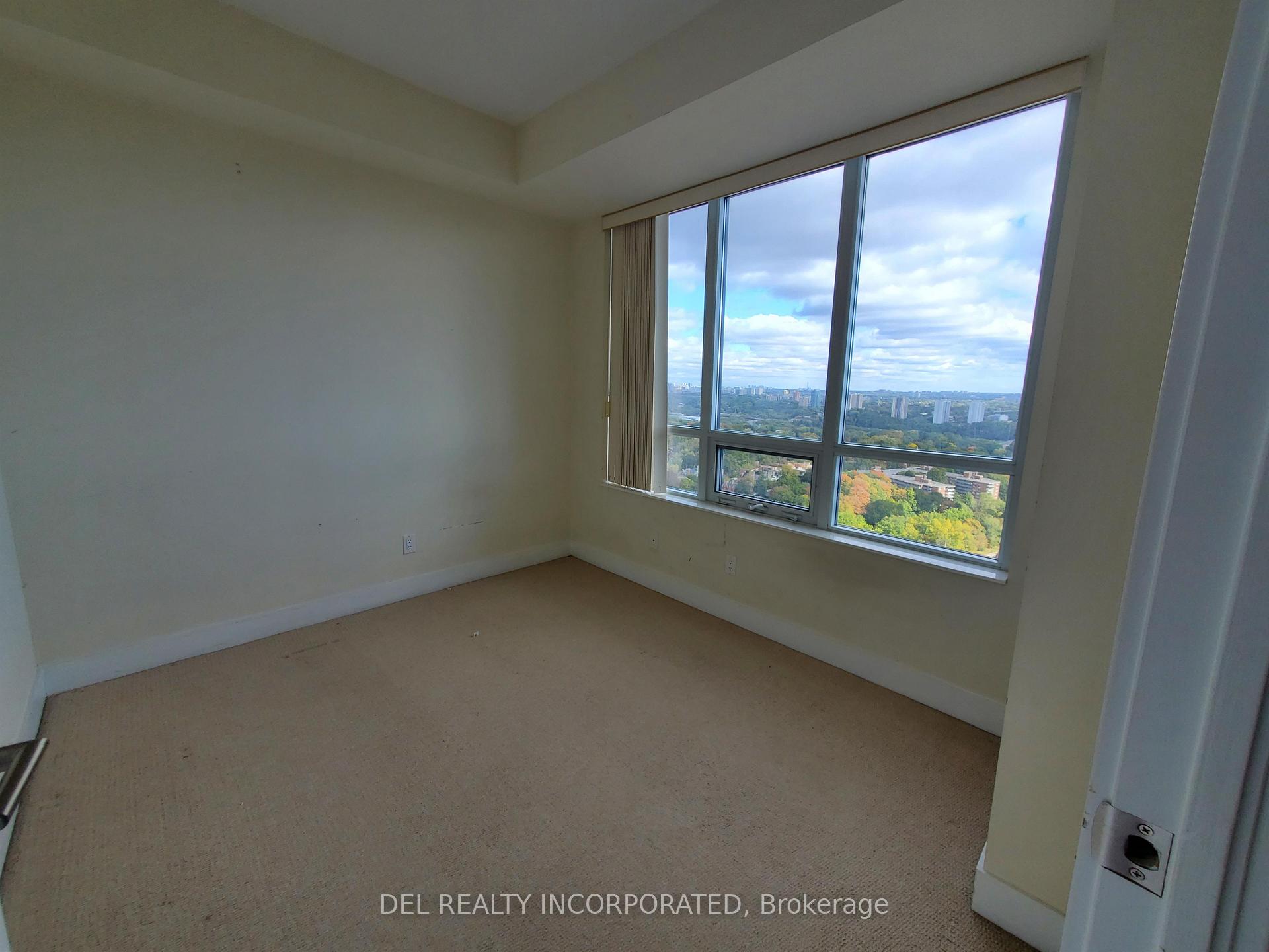 Photo 3 of Unit 2702, 28 Linden Street, Toronto, North St. James Town — HOMEH