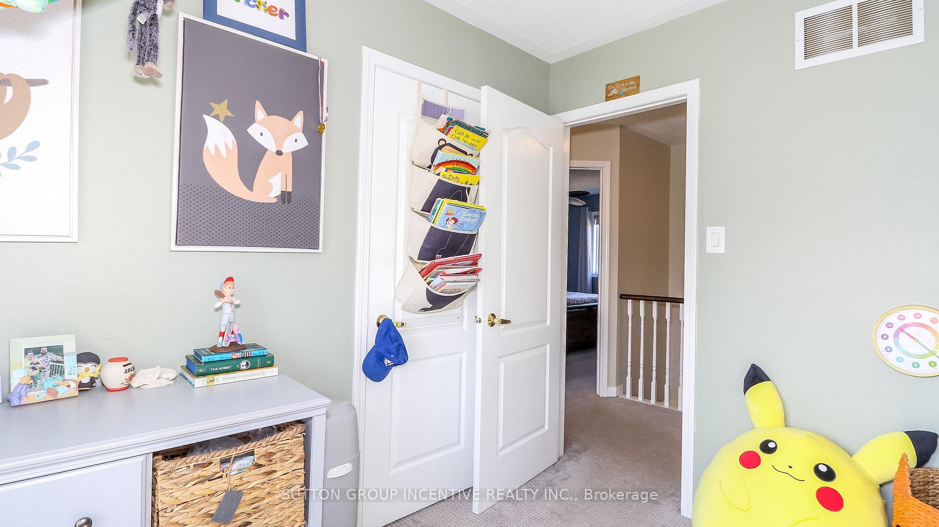 Photo 18 of 54 Succession Crescent, Barrie, Innis-Shore — HOMEH