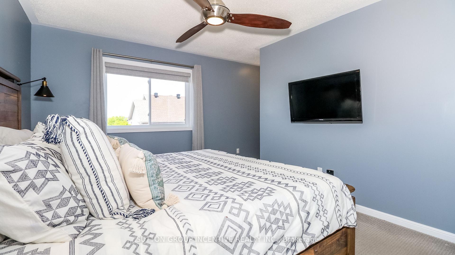 Photo 21 of 54 Succession Crescent, Barrie, Innis-Shore — HOMEH