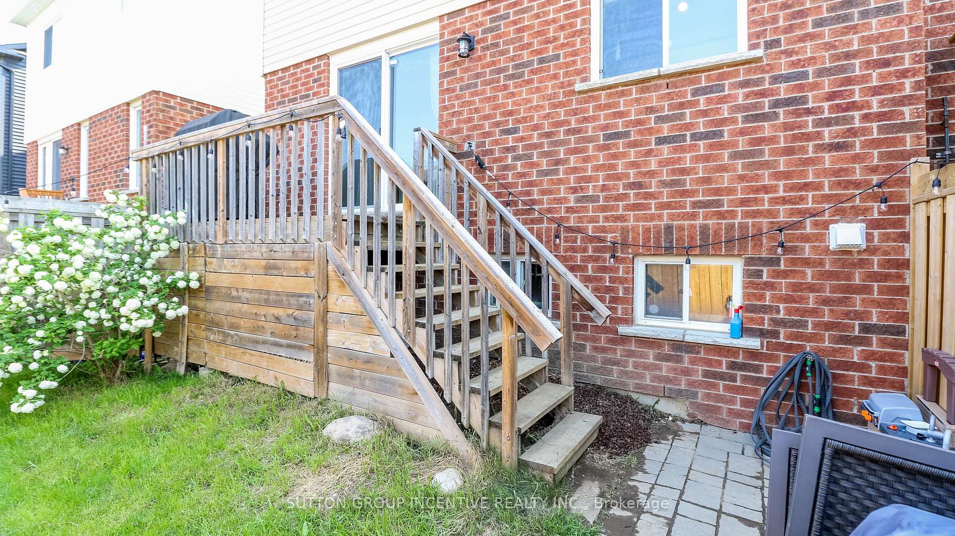 Photo 30 of 54 Succession Crescent, Barrie, Innis-Shore — HOMEH