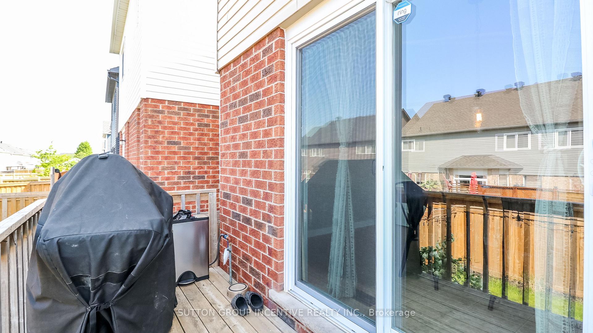 Photo 31 of 54 Succession Crescent, Barrie, Innis-Shore — HOMEH