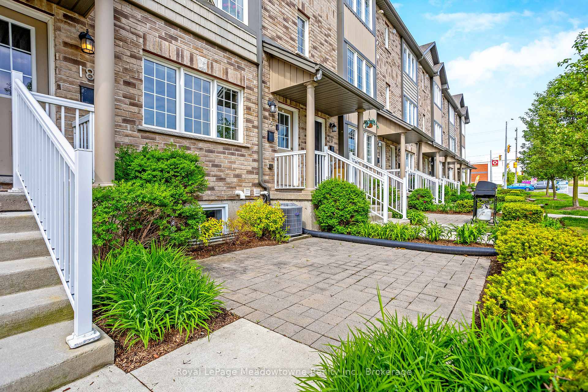 Photo 3 of Unit 18, 275 Old Huron Road, Kitchener — HOMEH