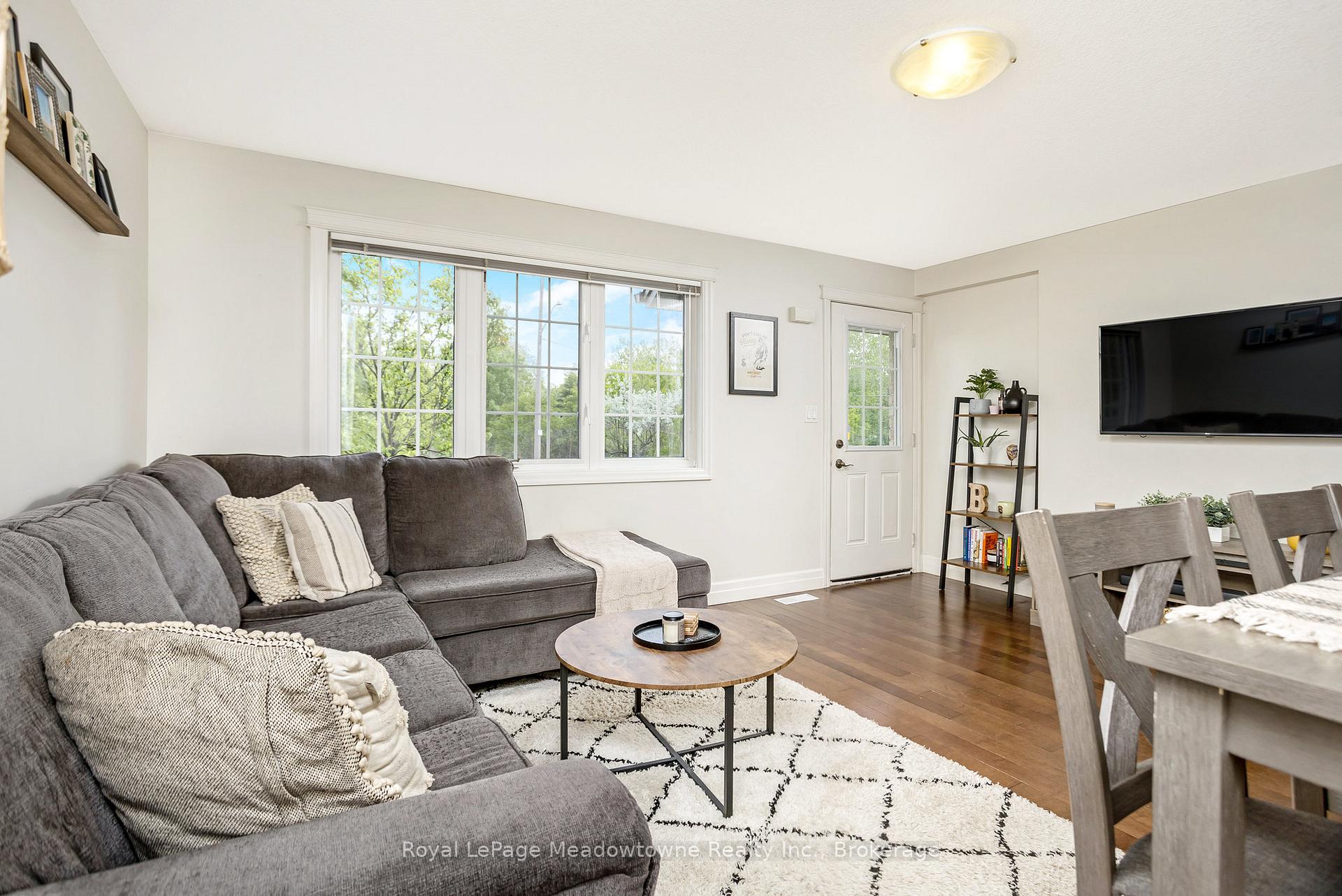 Photo 9 of Unit 18, 275 Old Huron Road, Kitchener — HOMEH