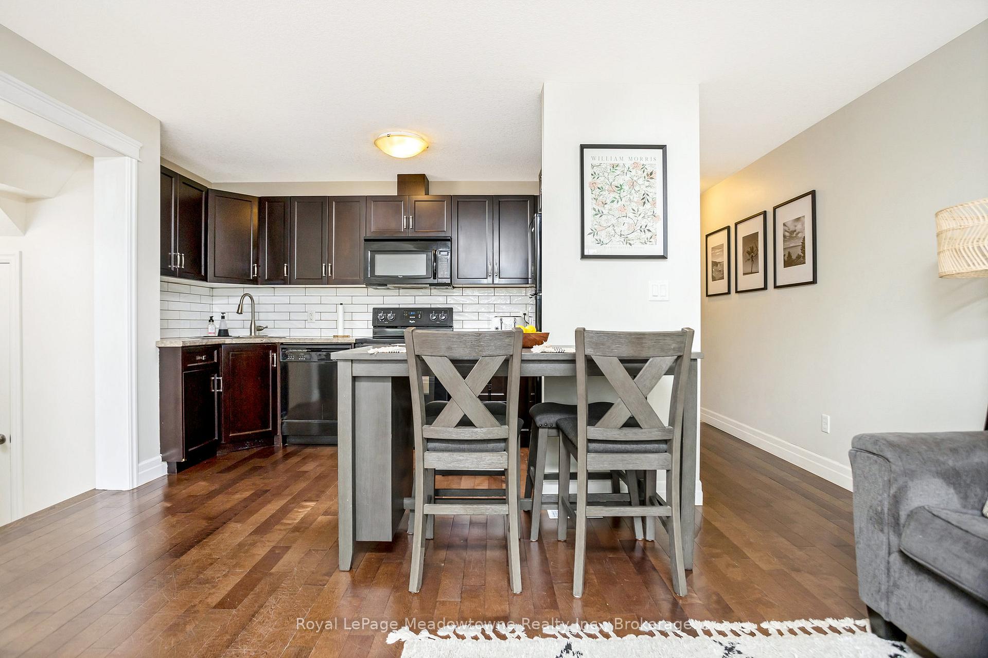 Photo 13 of Unit 18, 275 Old Huron Road, Kitchener — HOMEH