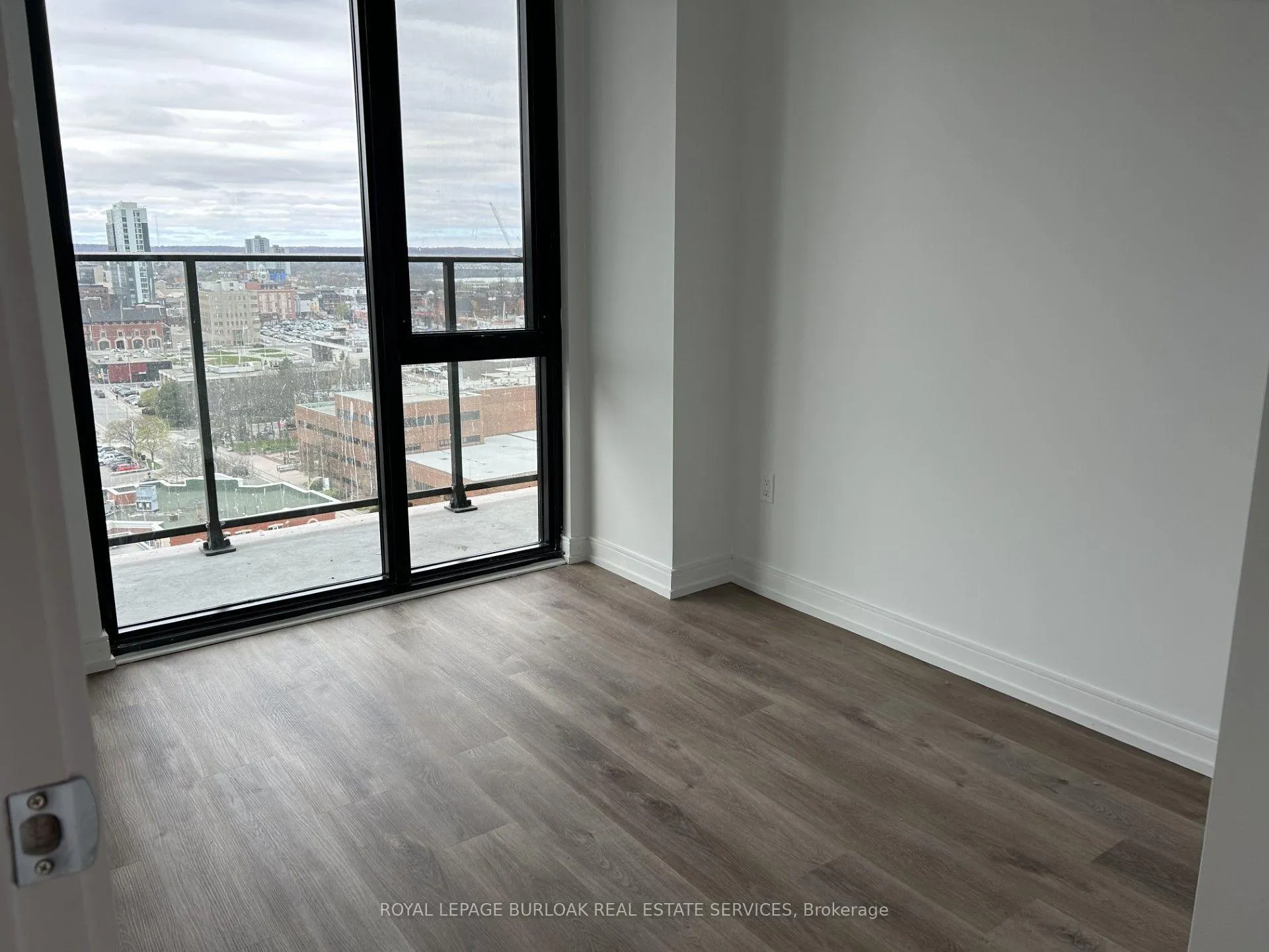 Photo 8 of Unit 1509, 1 Jarvis Street, Hamilton, Beasley — HOMEH