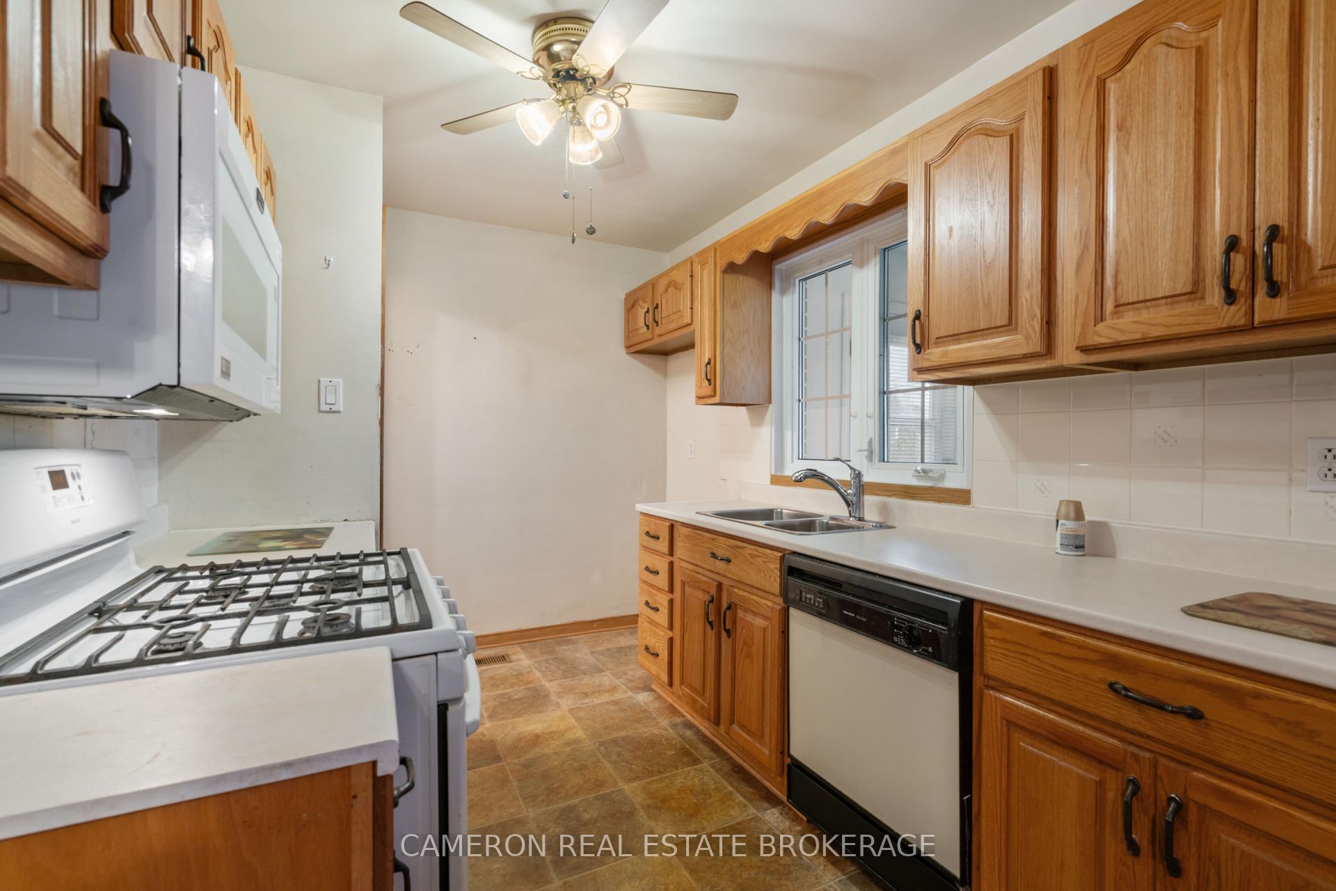 Photo 8 of 1337 Julie Street, Cornwall — HOMEH