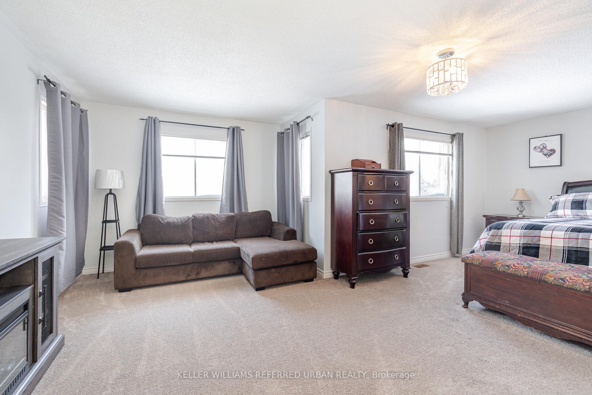 Photo 20 of 7 Holmes Crescent, Ajax, Central — HOMEH