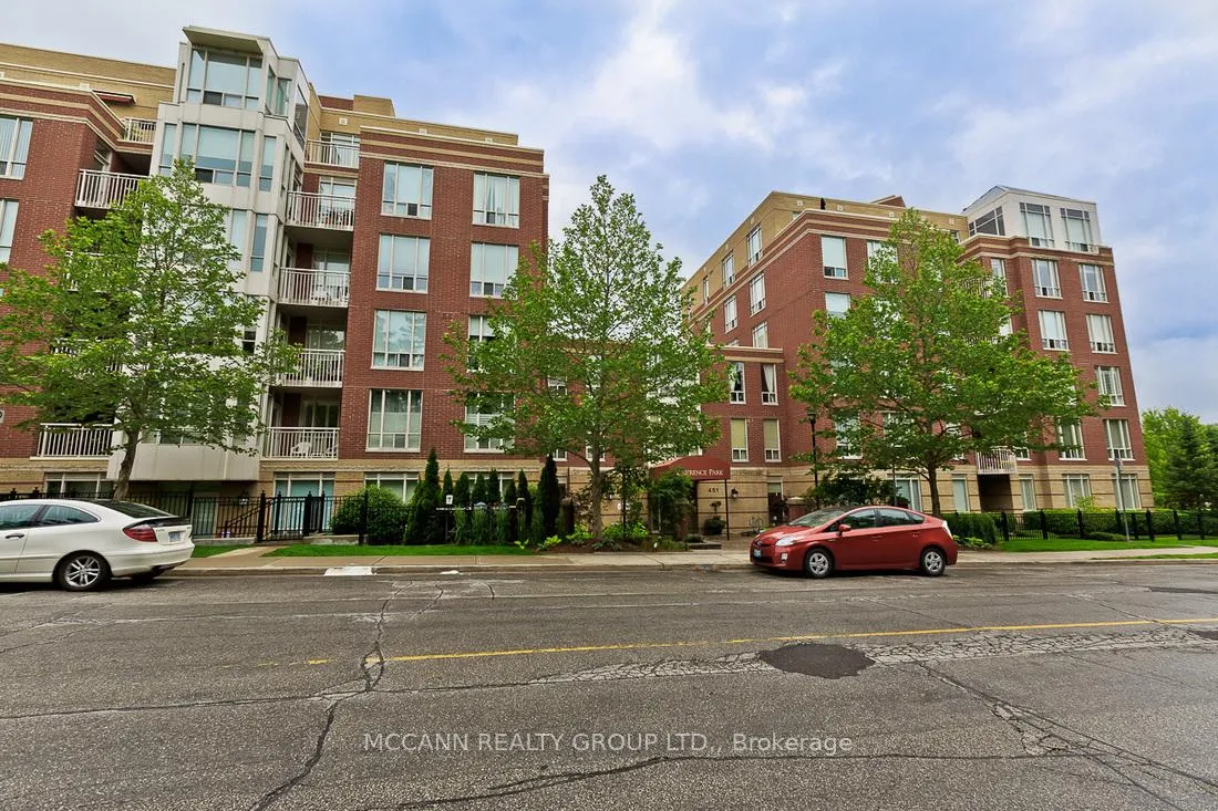 Front of Unit 605, 455 Rosewell Avenue