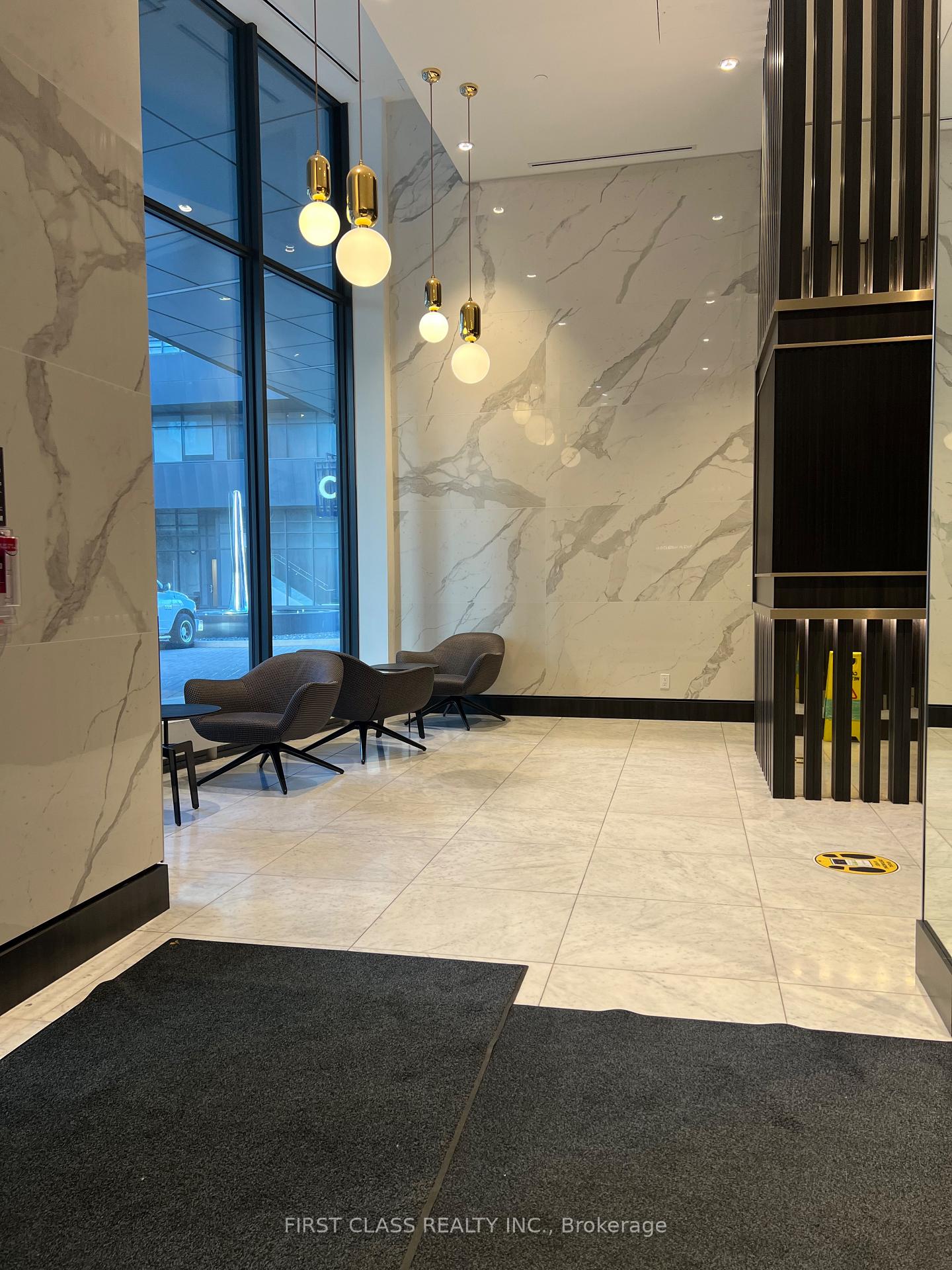 Front of Unit 503, 90 Queens Wharf Road