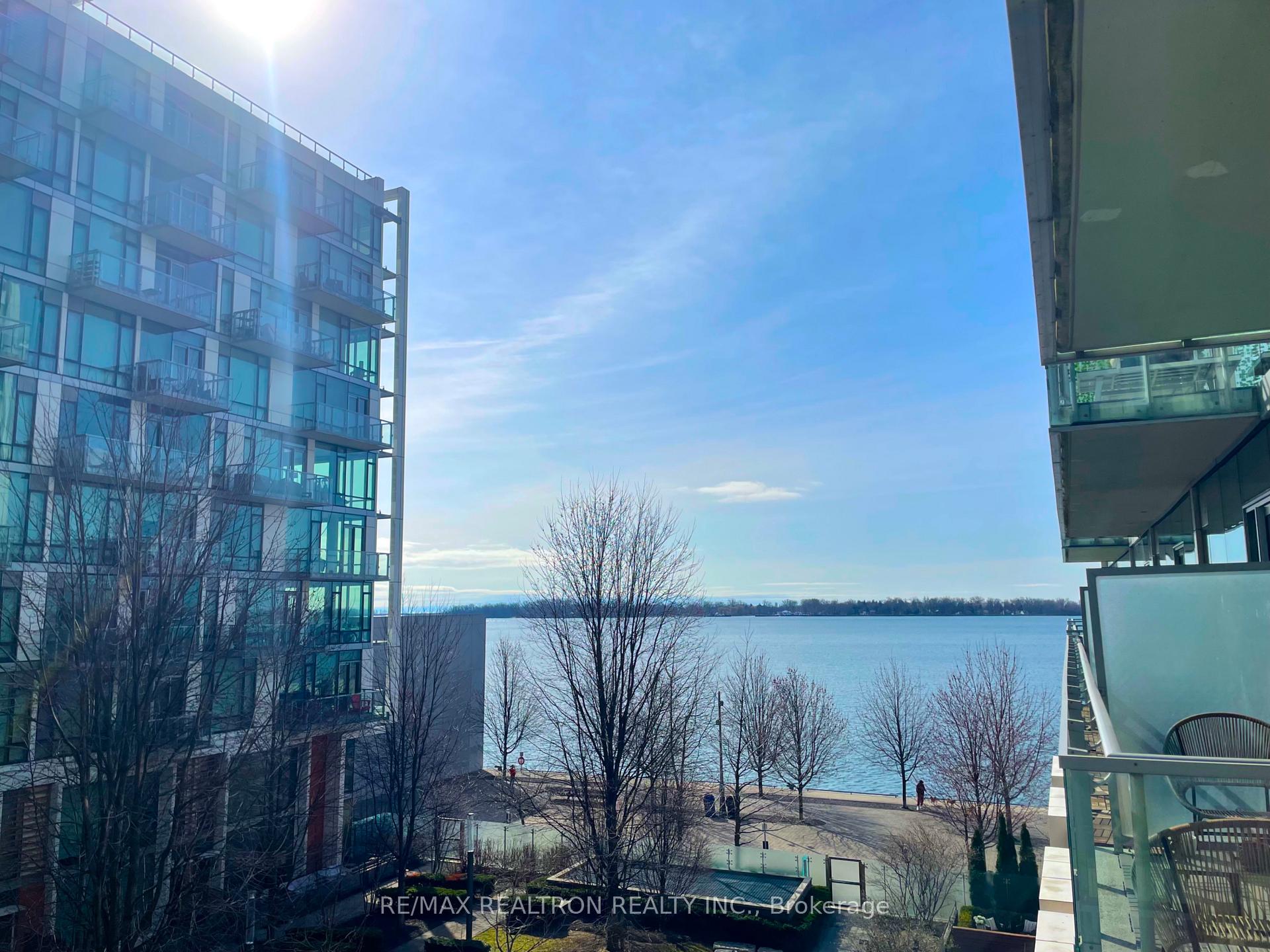 Photo 7 of Unit 419, 39 Queens Quay E, Toronto, Waterfront Communities — HOMEH
