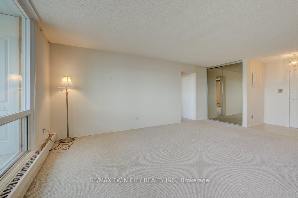 Photo 22 of Unit 1109, 225 Harvard Place, Waterloo — HOMEH