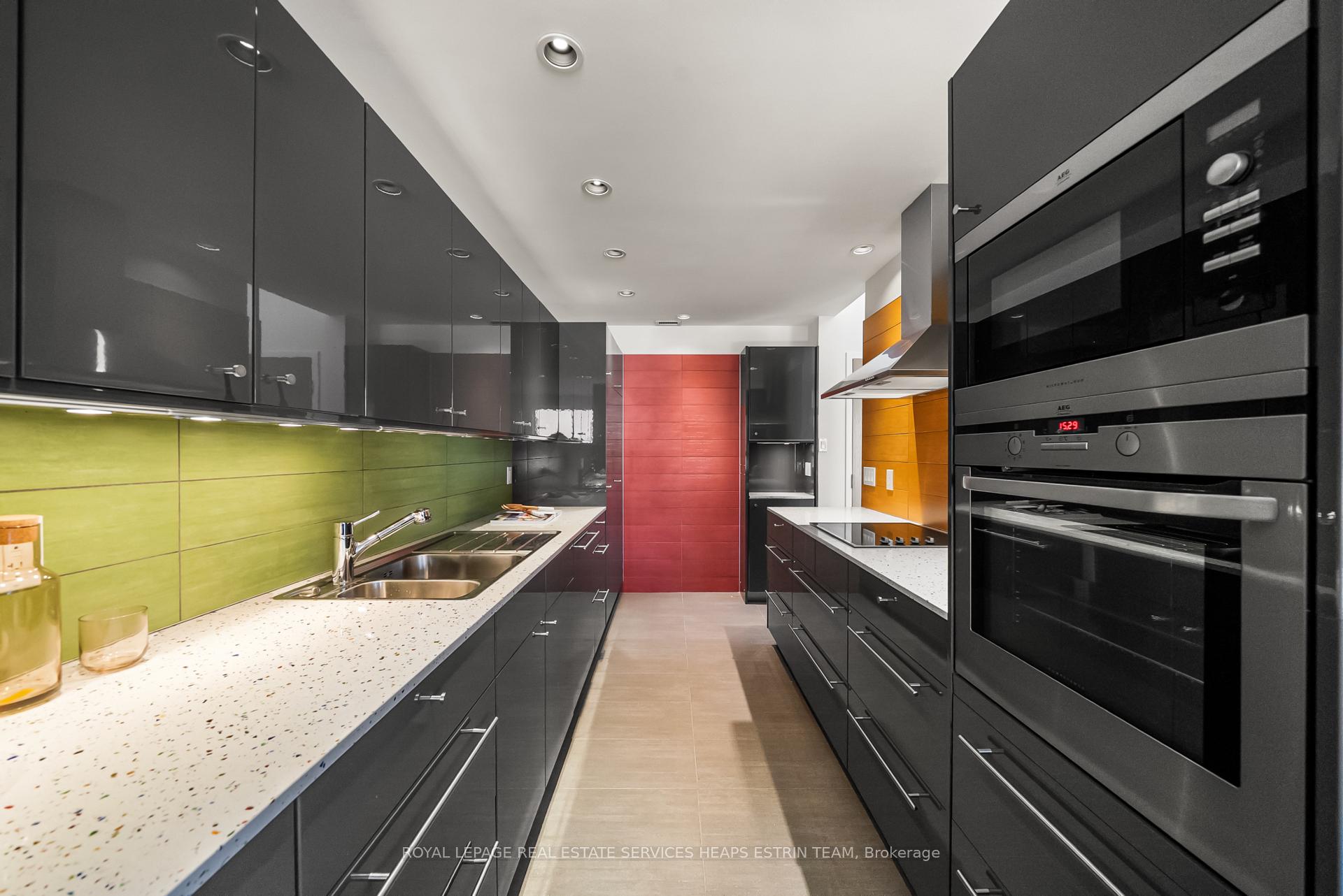 Photo 6 of Unit 809, 35 Church Street, Toronto, Church-Yonge Corridor — HOMEH