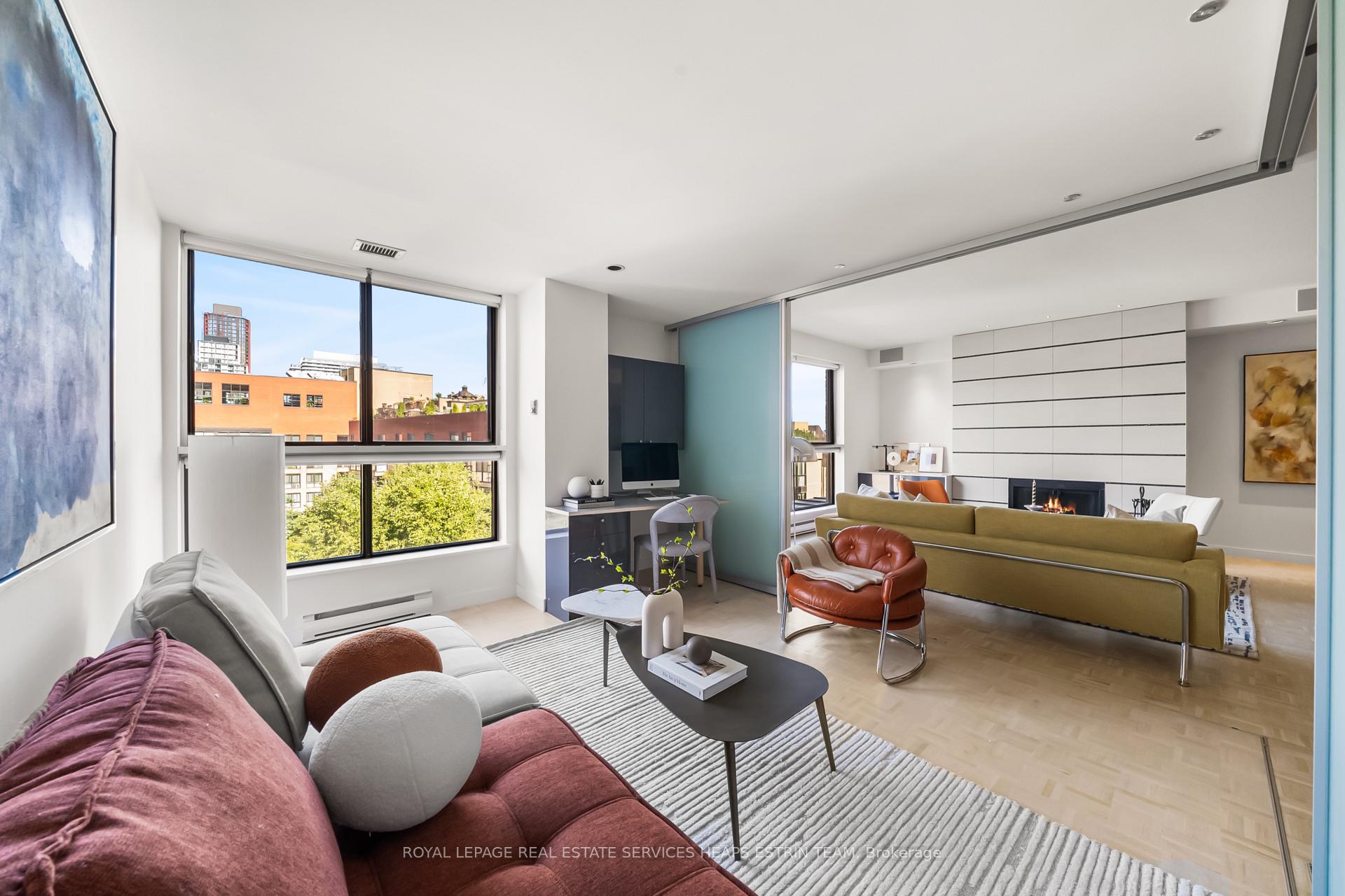 Photo 17 of Unit 809, 35 Church Street, Toronto, Church-Yonge Corridor — HOMEH