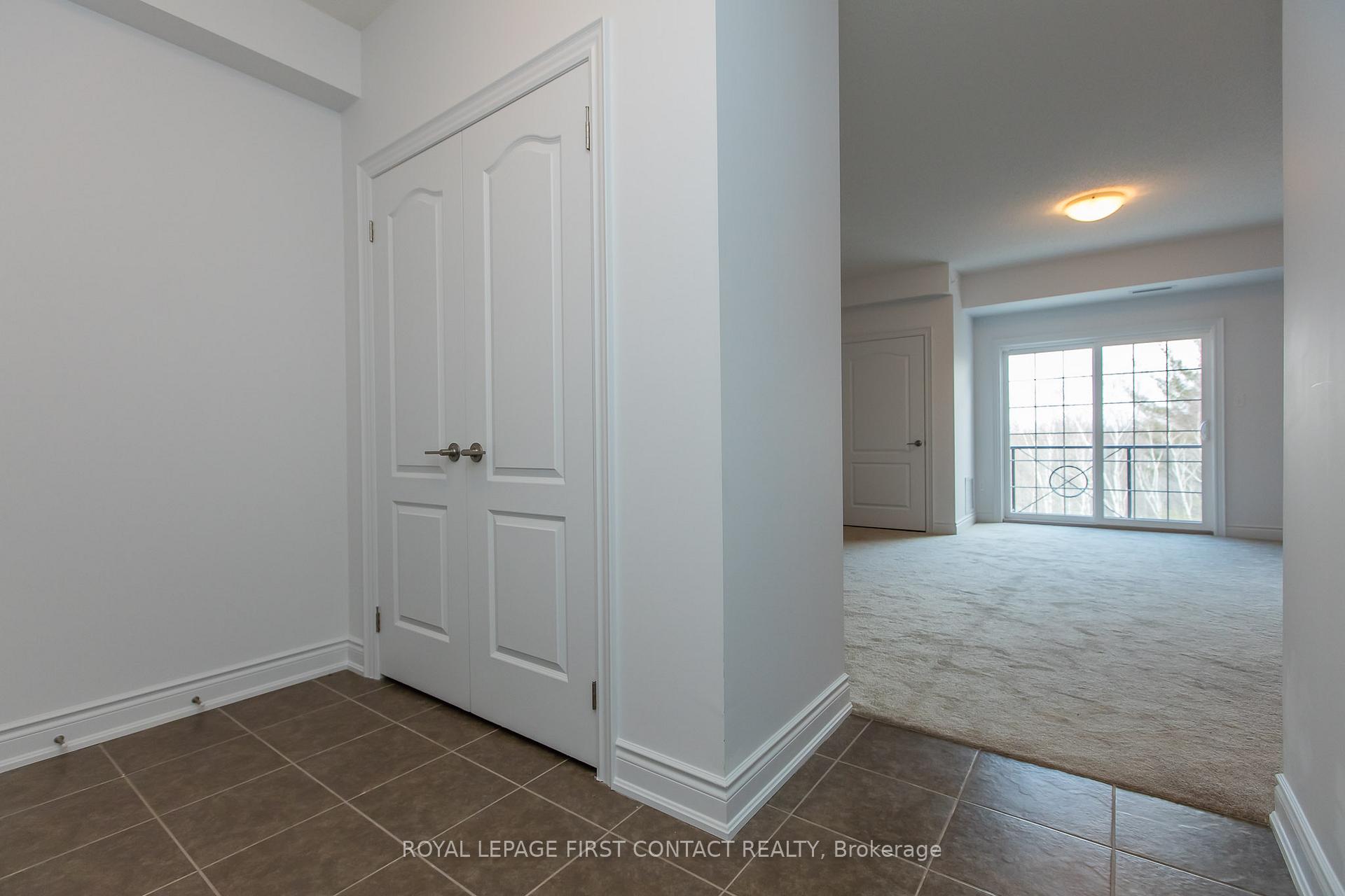 Photo 2 of Unit 401, 40 Ferndale Drive S, Barrie, Ardagh — HOMEH