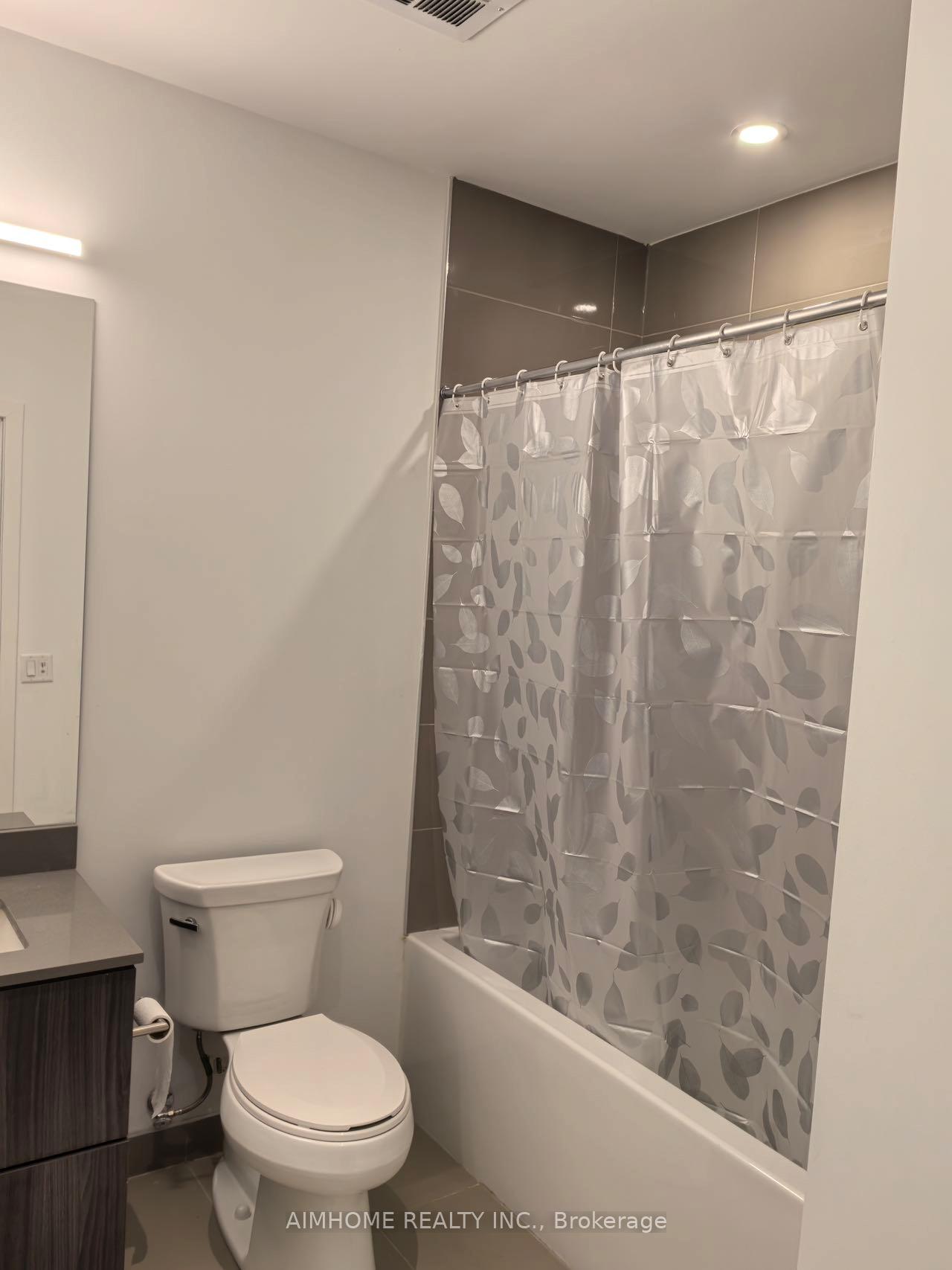 Photo 14 of Unit 4509, 395 Bloor Street E, Toronto, North St. James Town — HOMEH