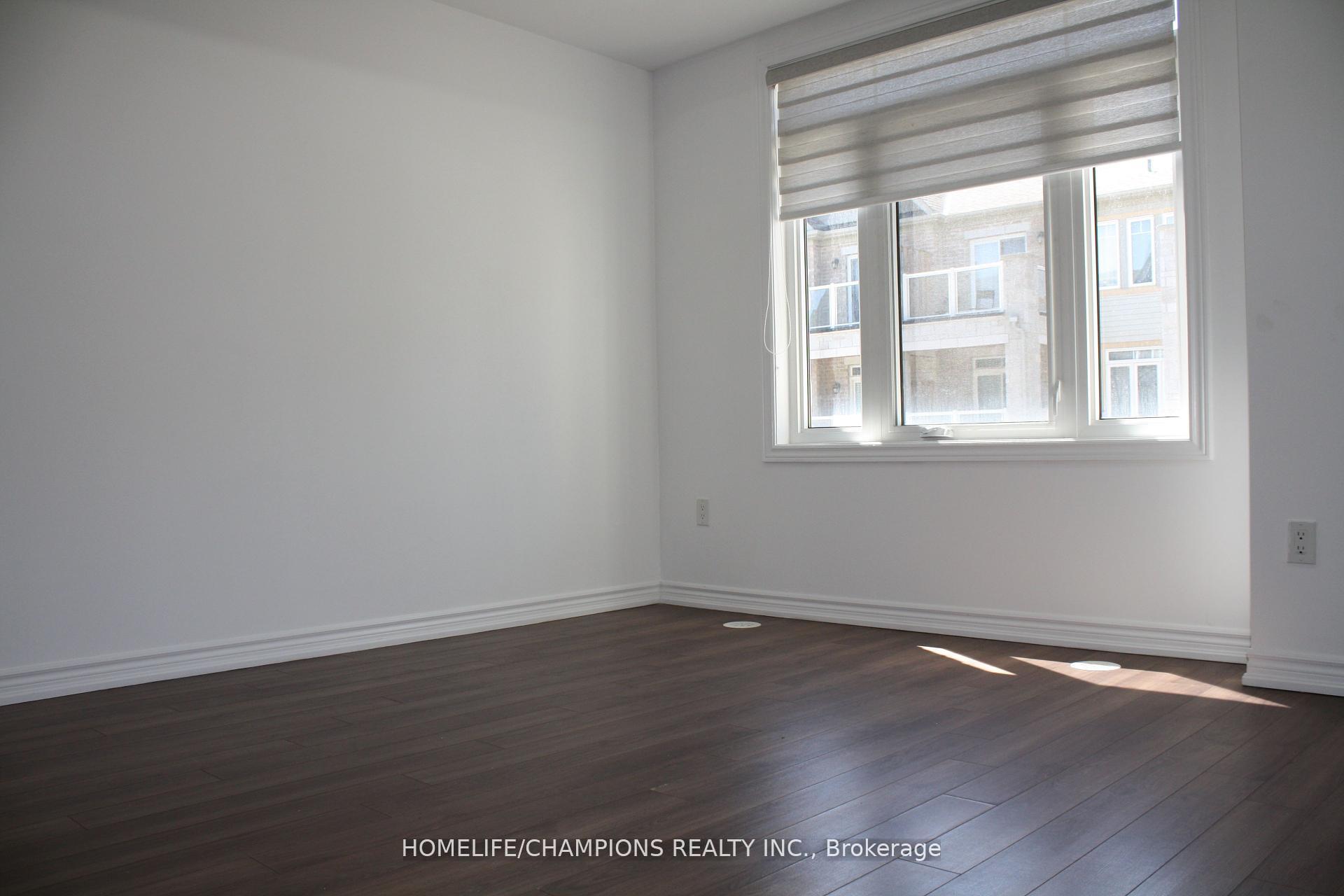 Photo 5 of 2517 Boston Glen, Pickering, Duffin Heights — HOMEH
