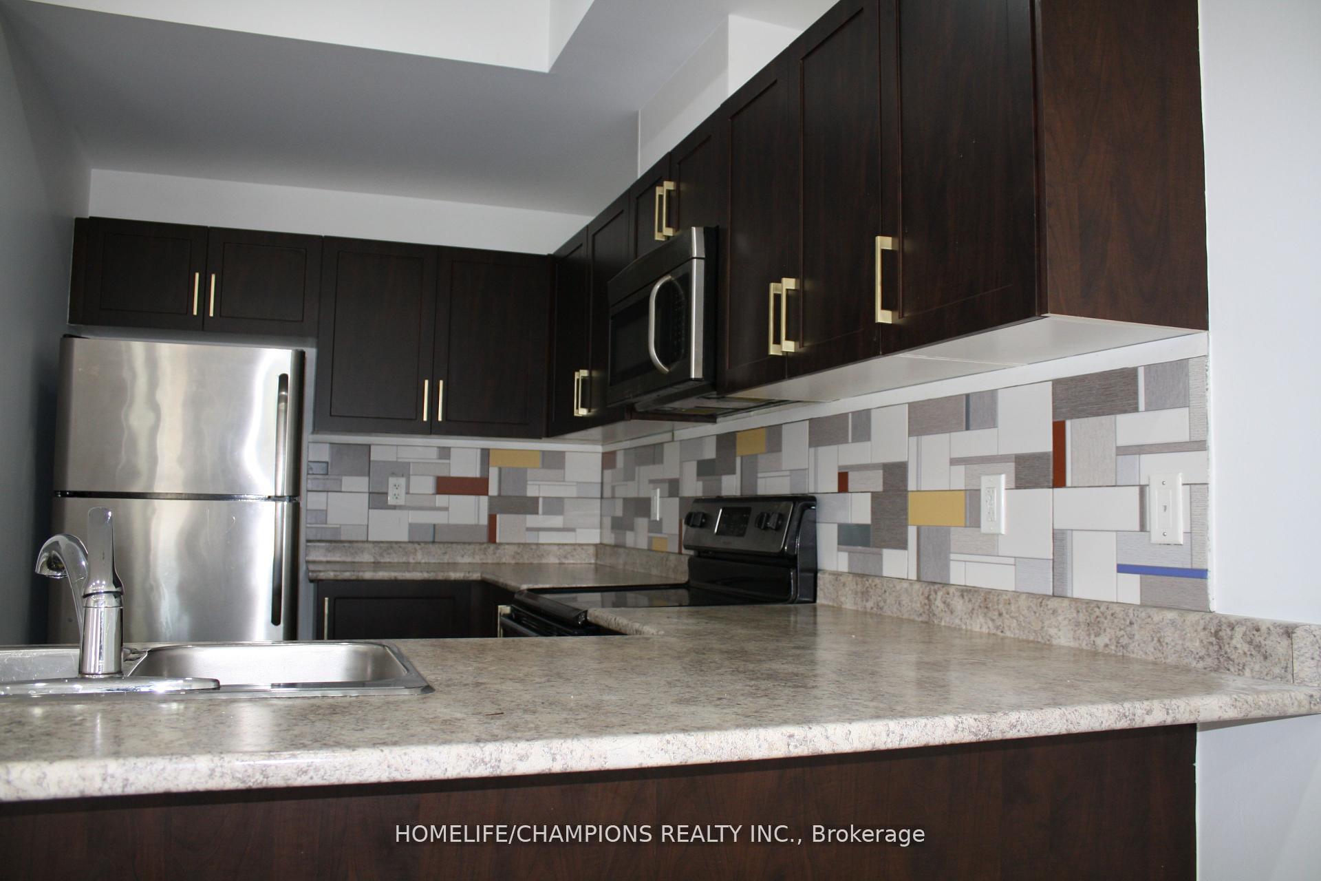 Photo 6 of 2517 Boston Glen, Pickering, Duffin Heights — HOMEH