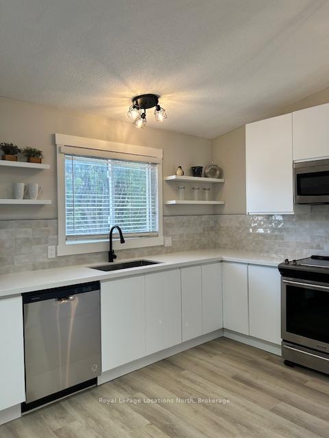 Photo 10 of Unit 422, 14 Dawson Drive, Collingwood — HOMEH